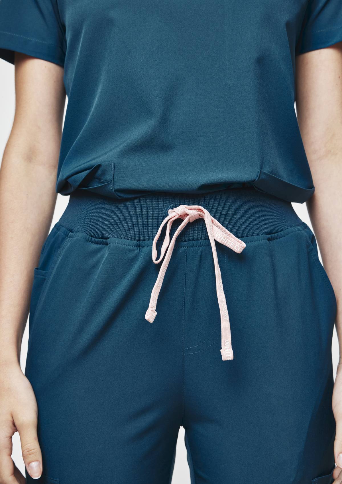 Jogger MoveTech® Scrub Pants - Women / Pacific Tide