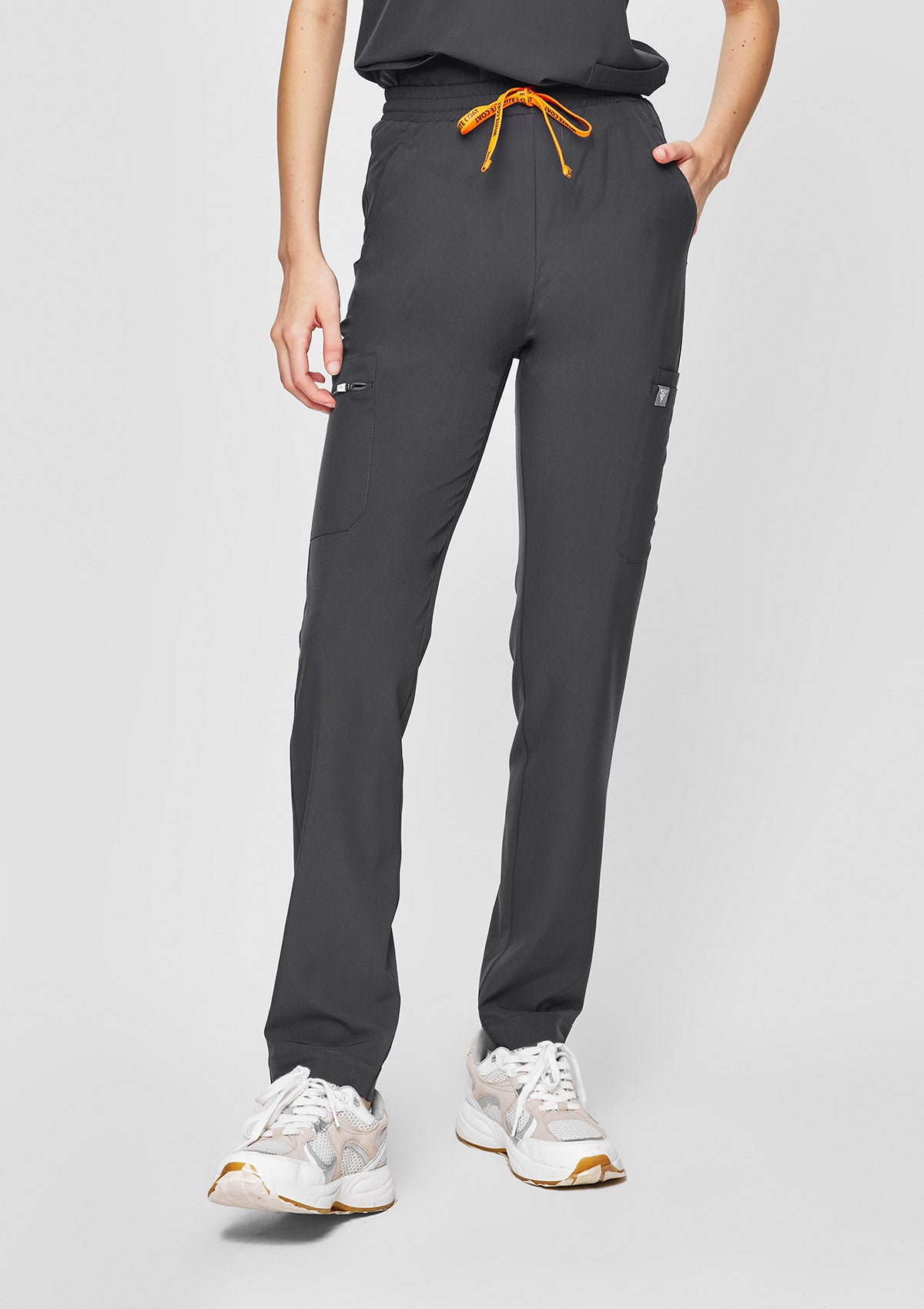 Straight Cut MoveTech® Scrub Pants 2.0 - New Logo Women / Graphite