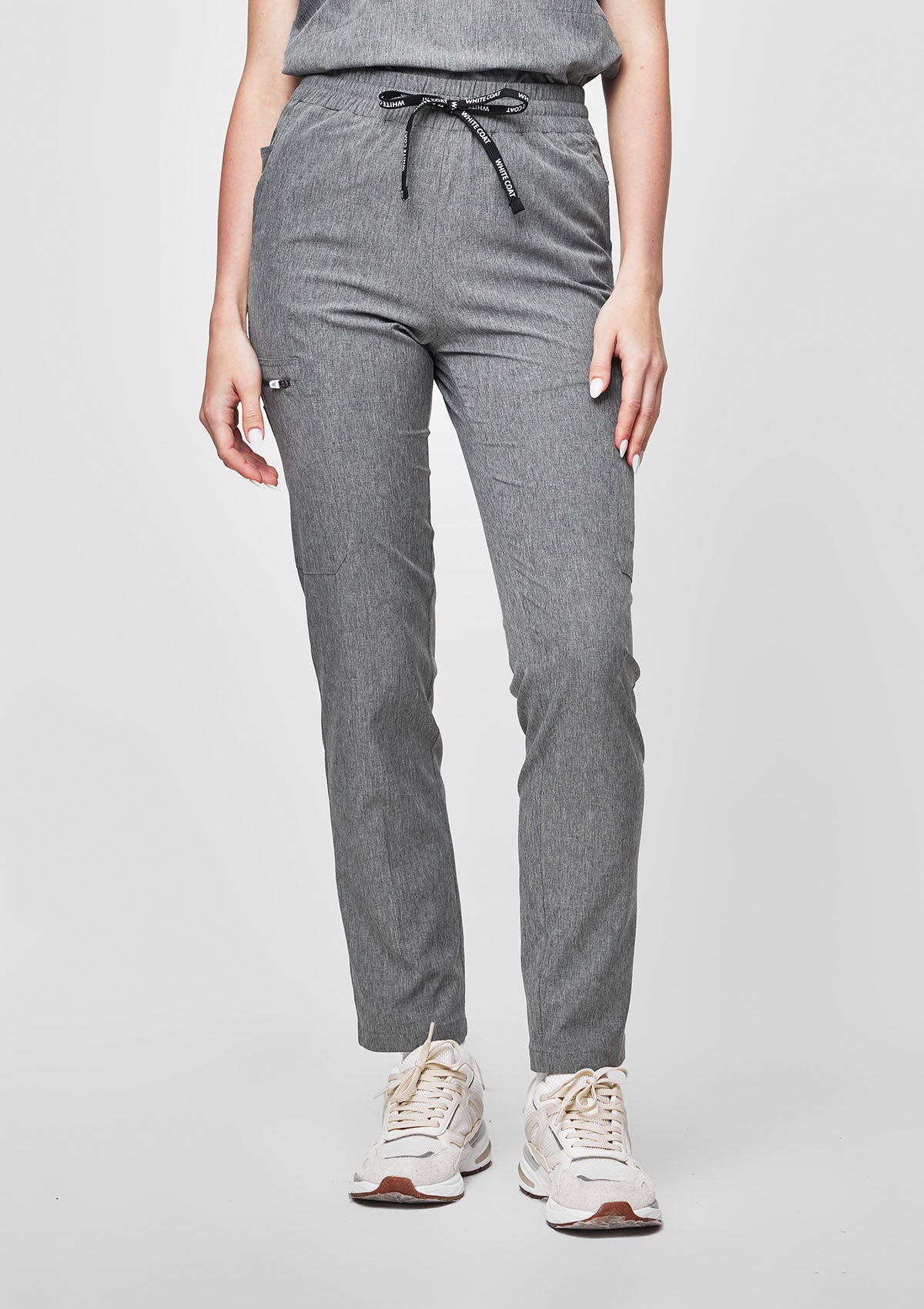 Tapered MoveTech® Matrix Scrub Pants - Women / Carbon