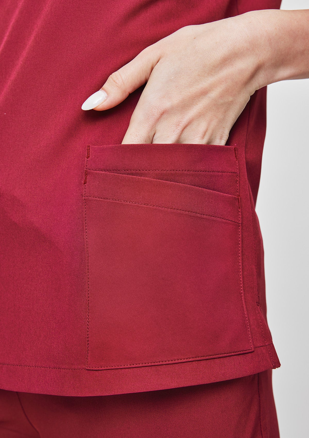 5-Pocket MoveTech® Scrub Top - Women / Garnet