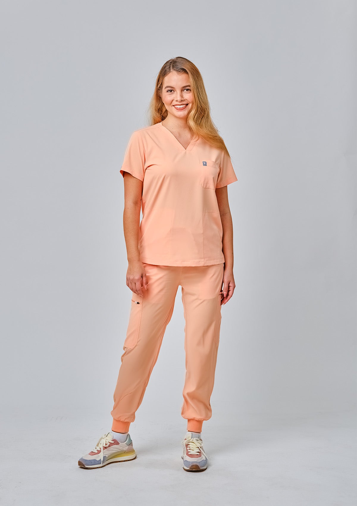 4-Pocket MoveTech® Scrub Top - Women / Mellow Melon