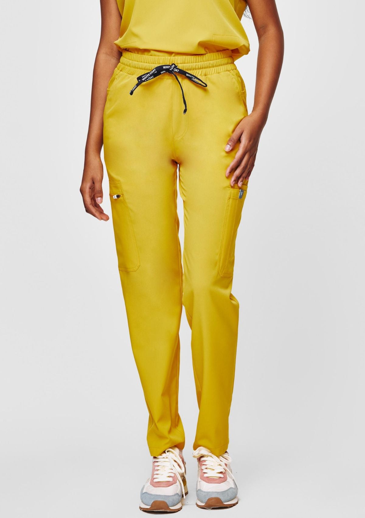 Tapered MoveTech® Scrub Pants - Women / Poppy