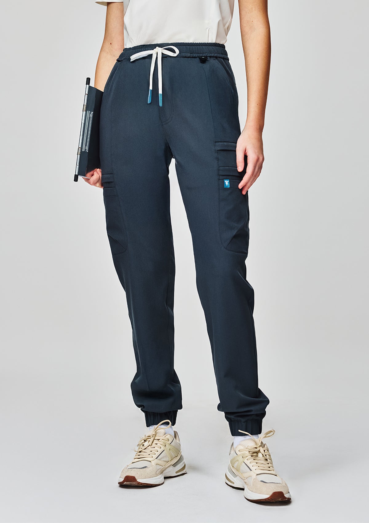 Jogger Utility Scrub Pants - Women / Midnight