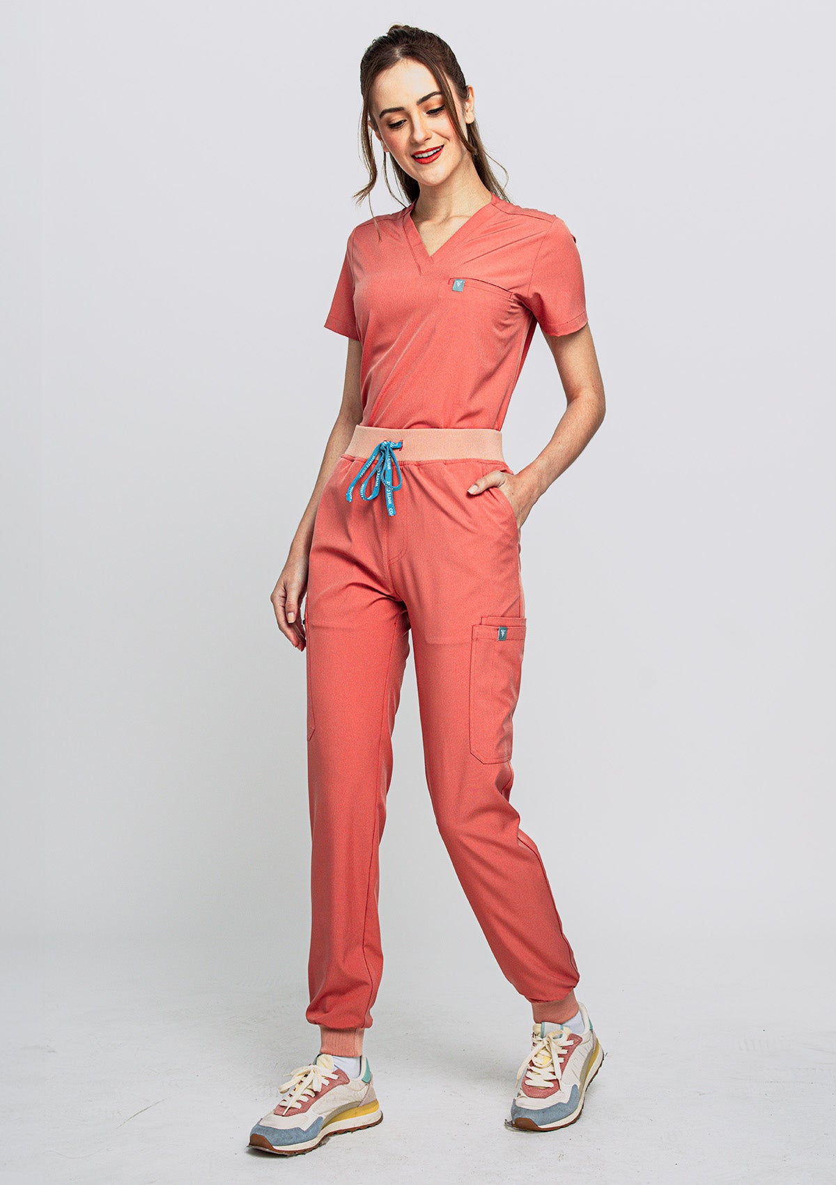 Jogger MoveTech® Scrub Pants - Women / Saffron