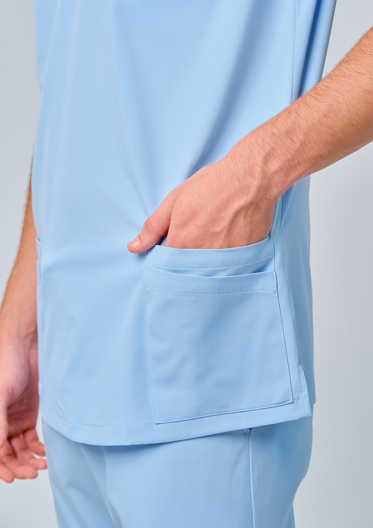 5-Pocket MoveTech® Scrub Top - Men / Blue Sky