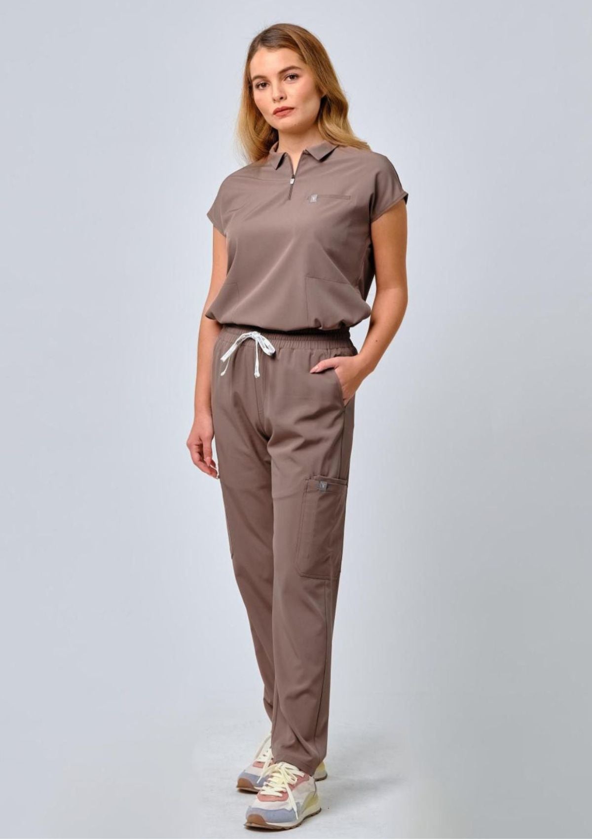 Tapered MoveTech® Scrub Pants - Women / Taupe