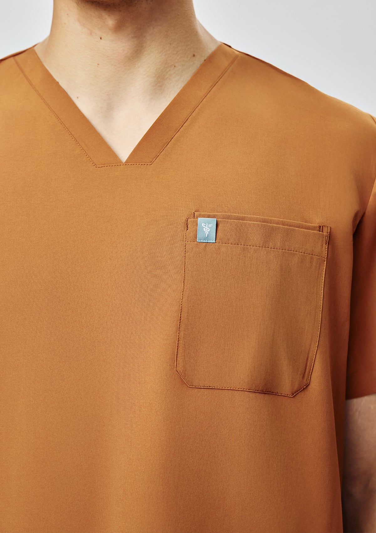 4-Pocket MoveTech® Scrub Top - Men / Caramel