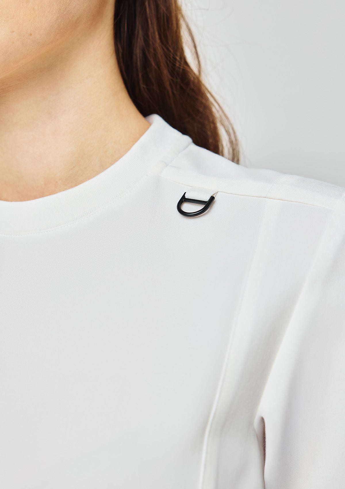 Ribbed Round Neck Scrub Top - Women / Ivory White