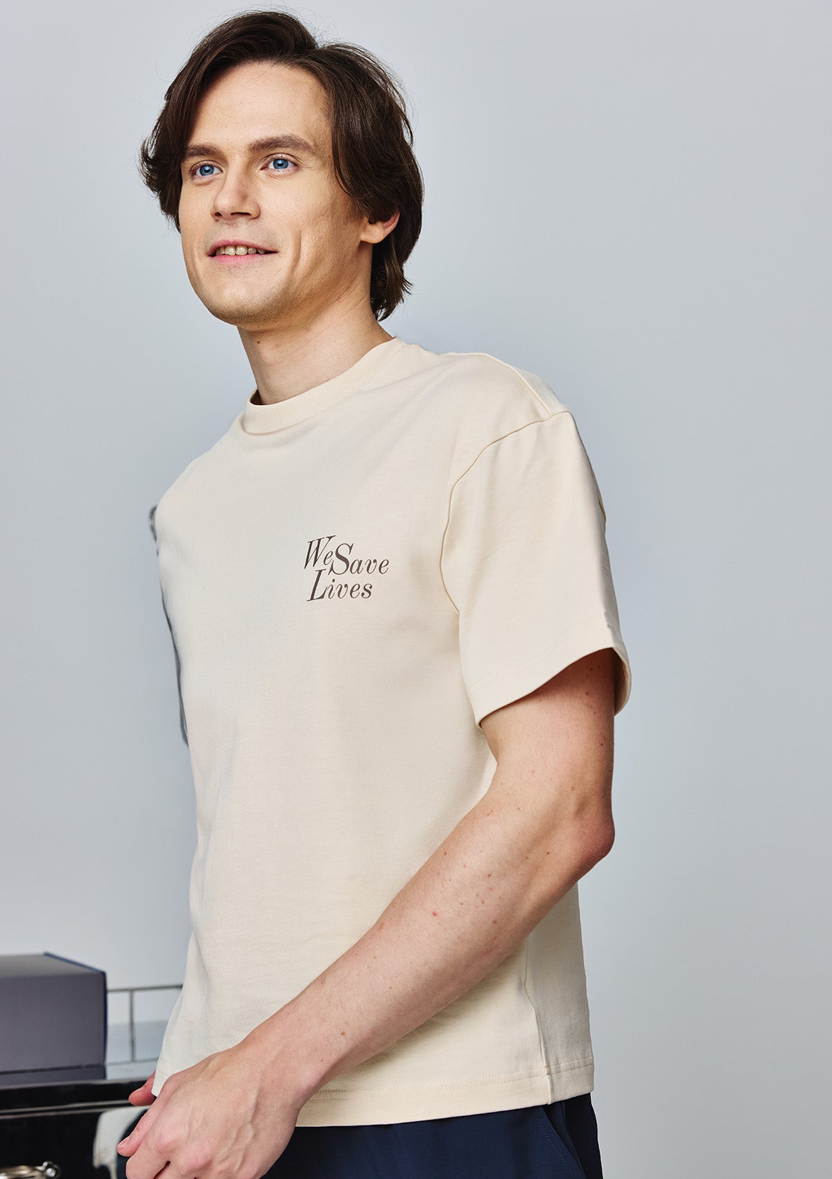 We Save Lives T-Shirt Men / Natural