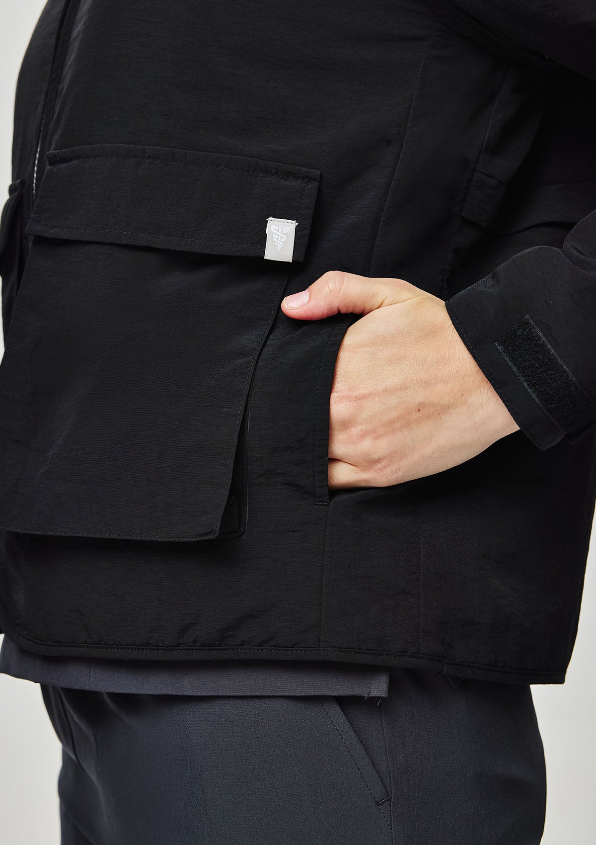 Convertible Jacket - Women / Black