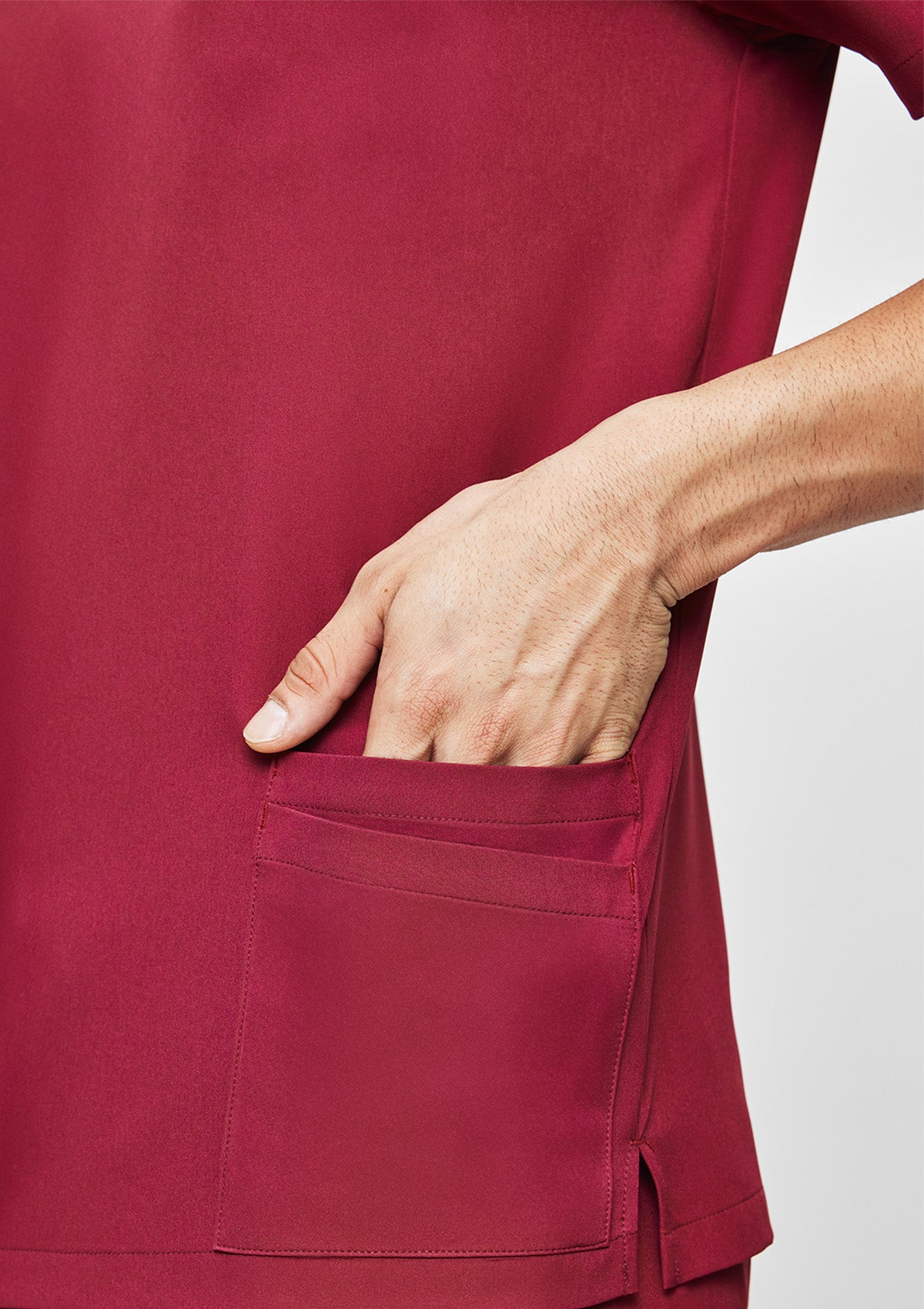 5-Pocket MoveTech® Scrub Top - Men / Garnet