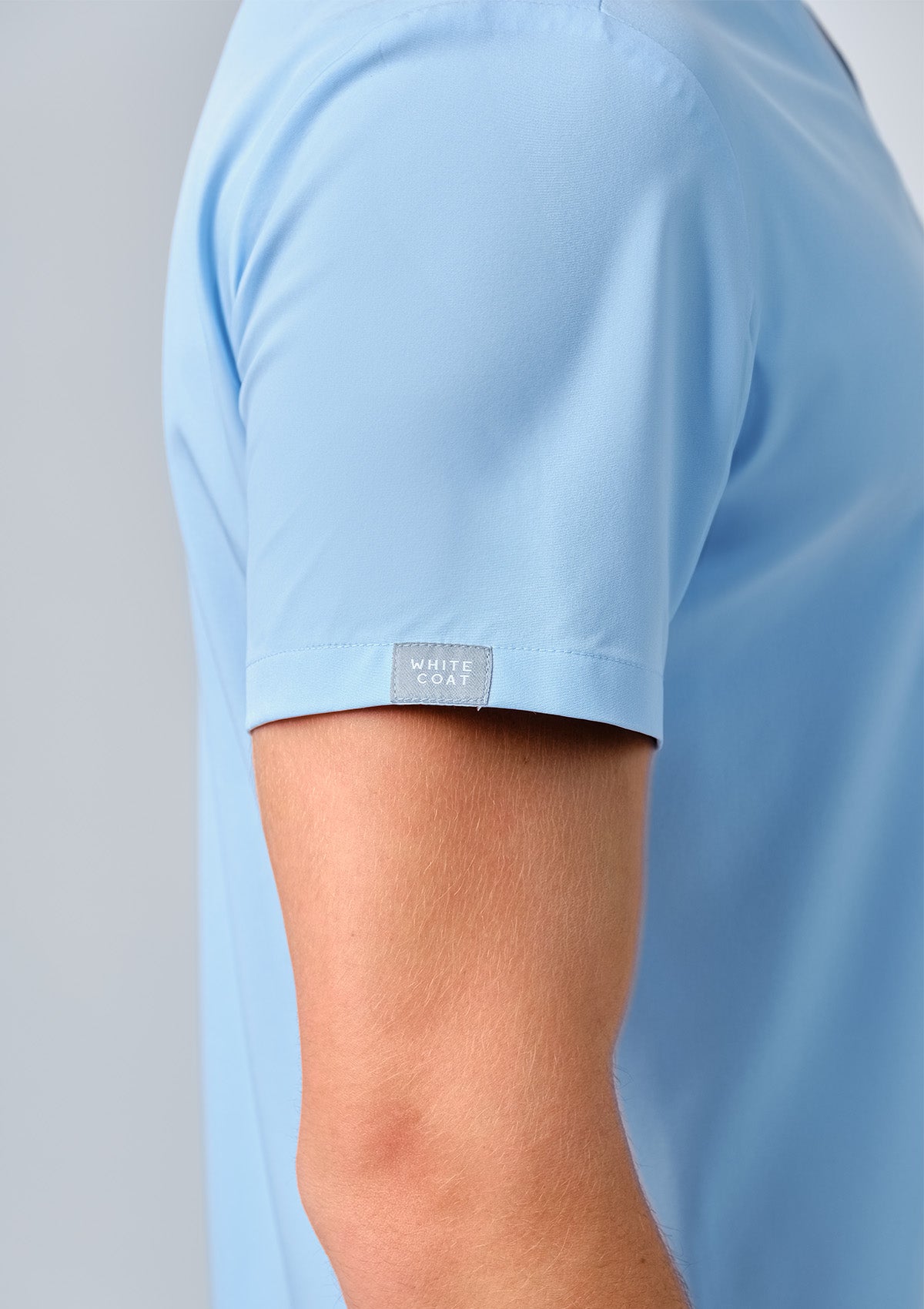 5-Pocket MoveTech® Scrub Top - Men / Blue Sky