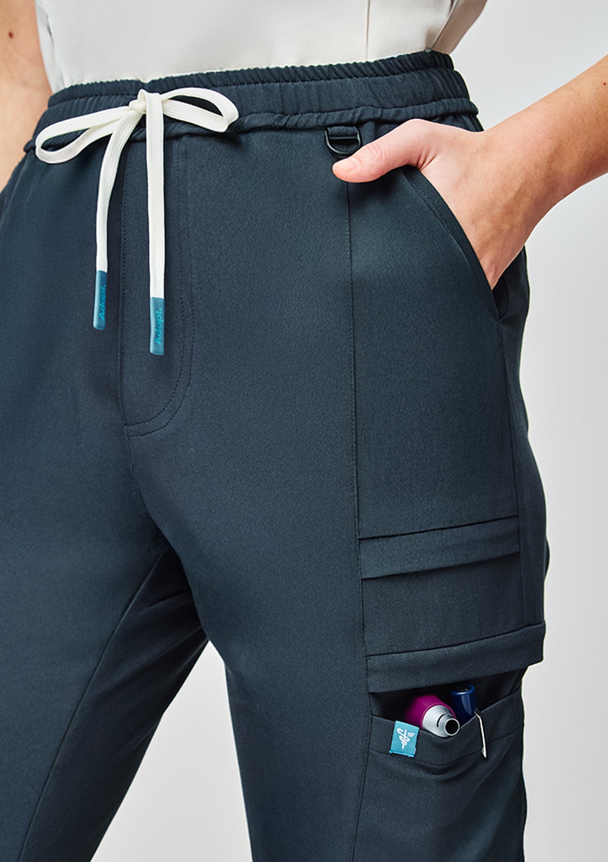 Jogger Utility Scrub Pants - Women / Midnight