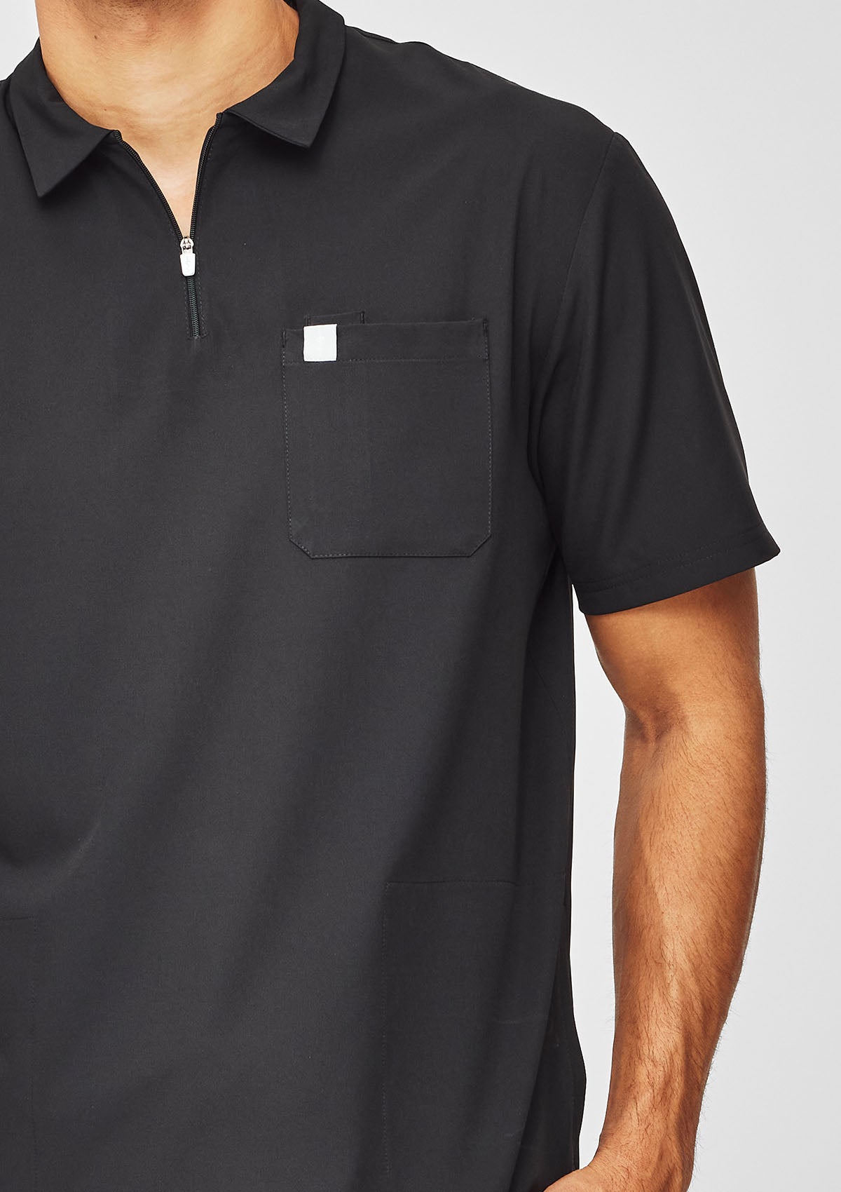 Zip-Up Polo MoveTech® Scrub Top 2.0 - Men / So Black