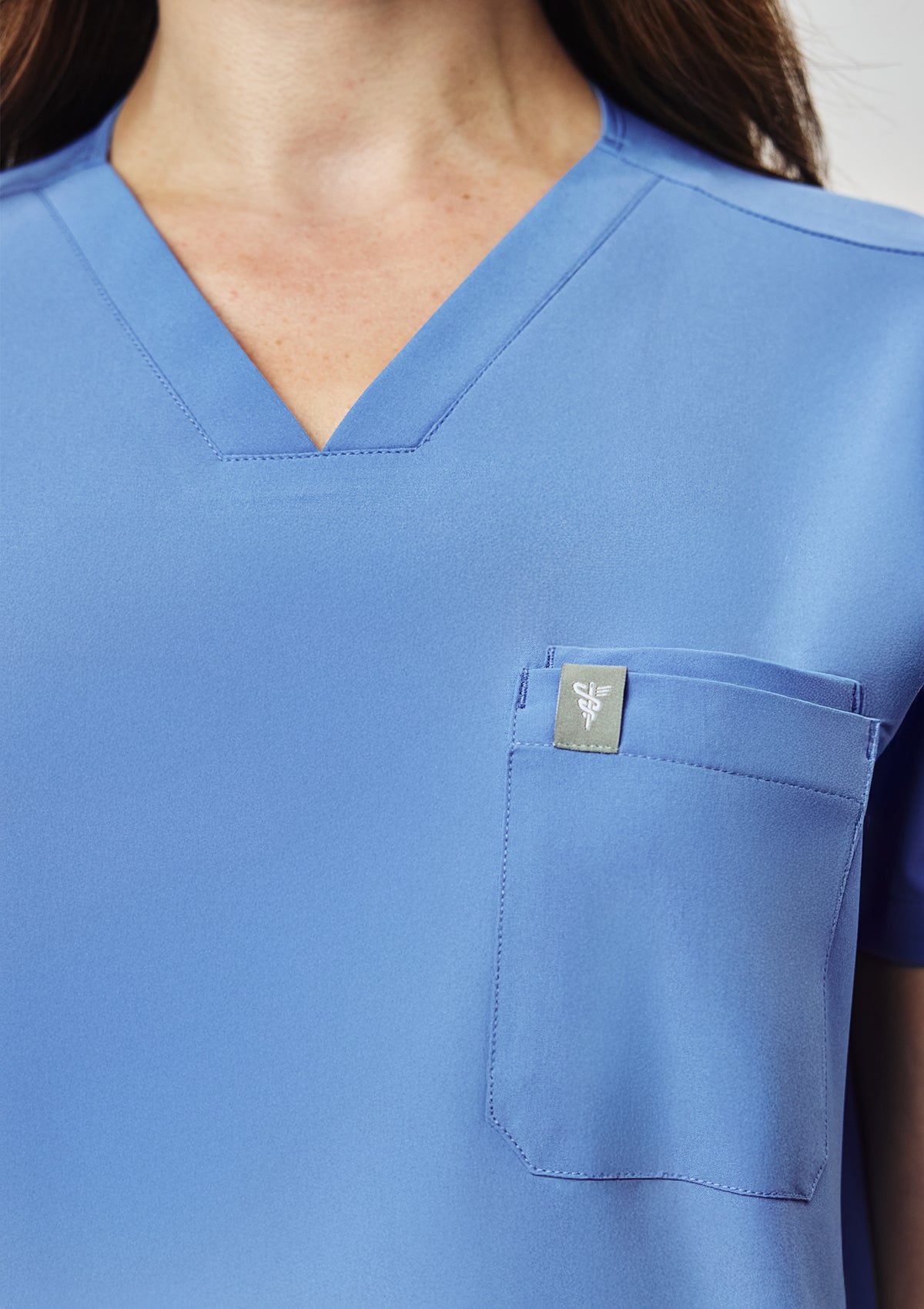 4-Pocket MoveTech® Scrub Top - Women / Cool Ceil