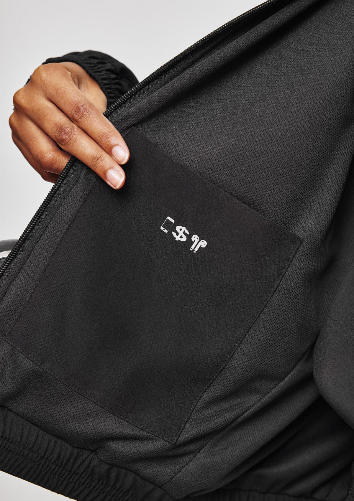 Scrub Jacket Women / So Black