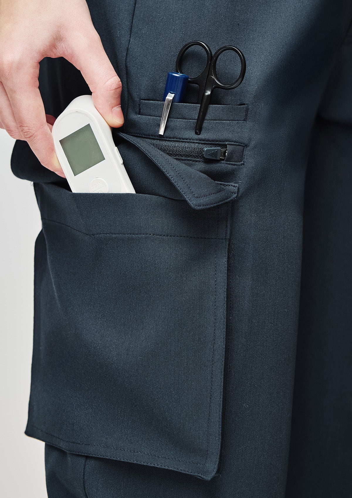 Straight Cut Utility Scrub Pants - Women / Midnight