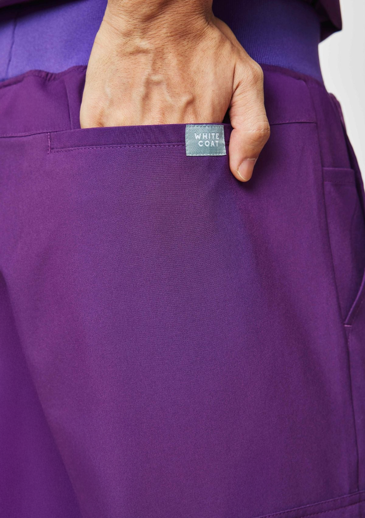 Jogger MoveTech® Scrub Pants - Men / Plum