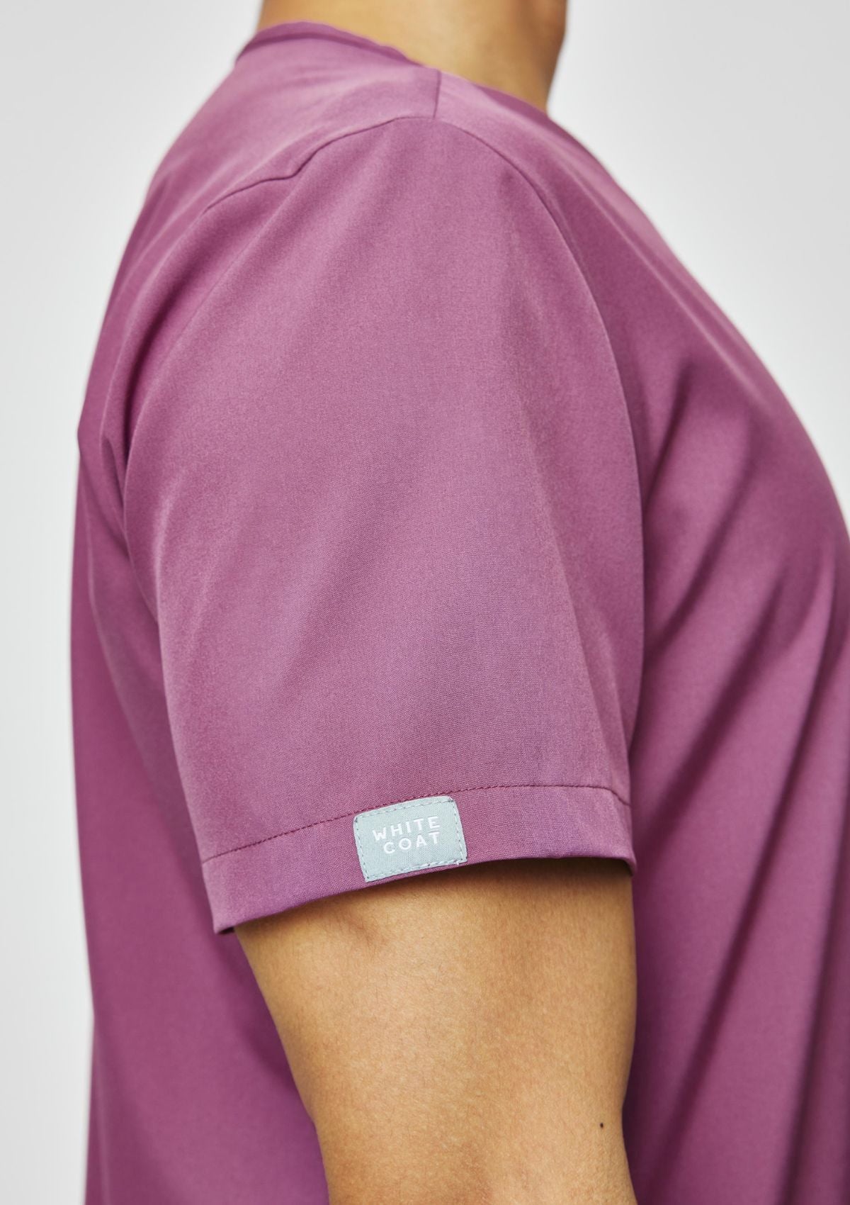 5-Pocket MoveTech® Scrub Top - Men / Mauve