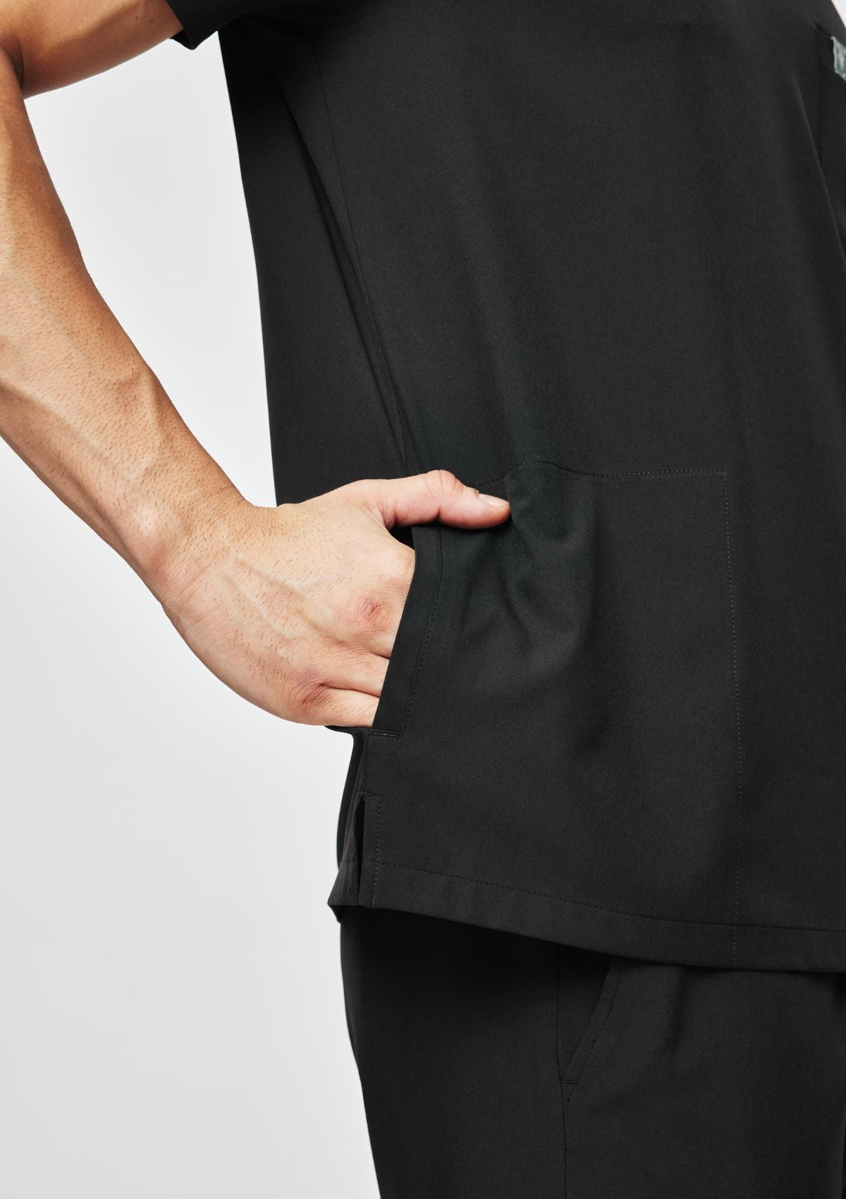 4-Pocket MoveTech® Scrub Top 2.0 - New Logo Men / Ultra Black