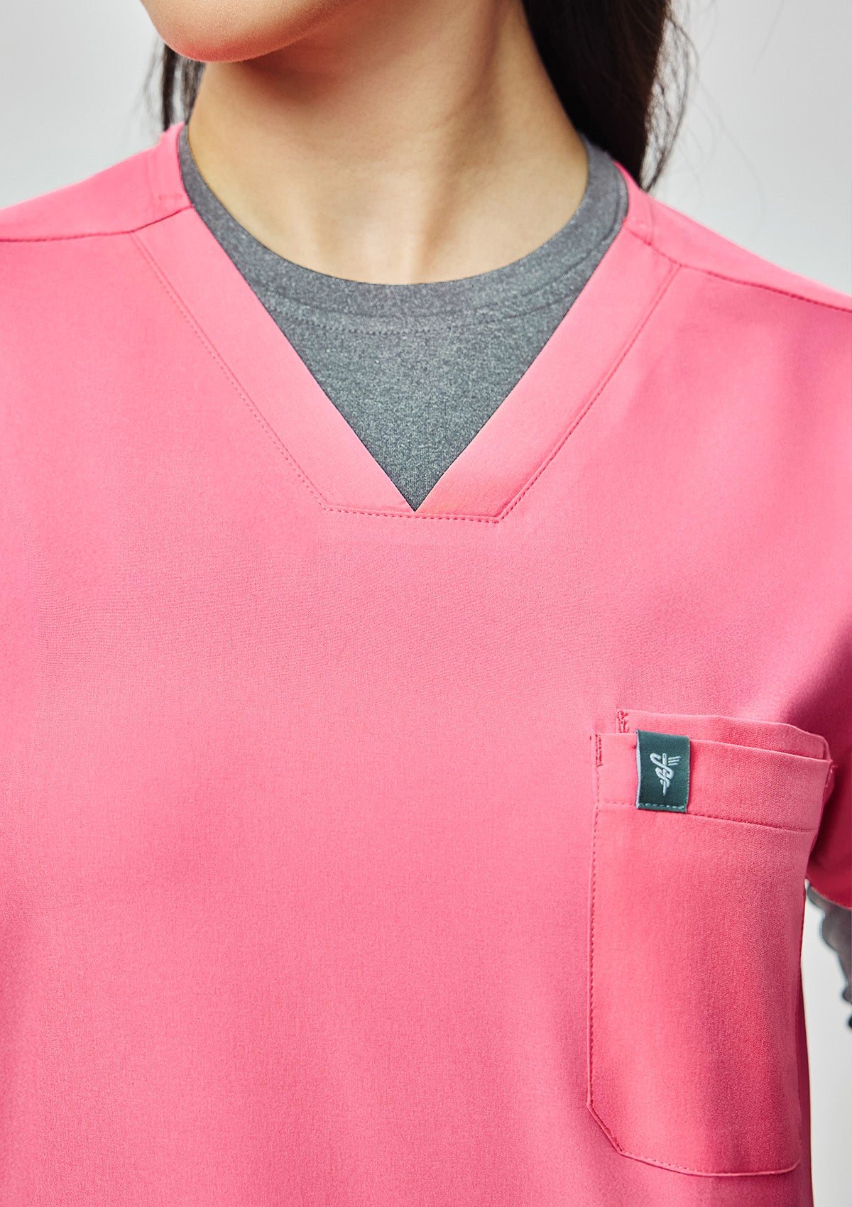 4-Pocket MoveTech® Scrub Top - Women / Hyper Pink