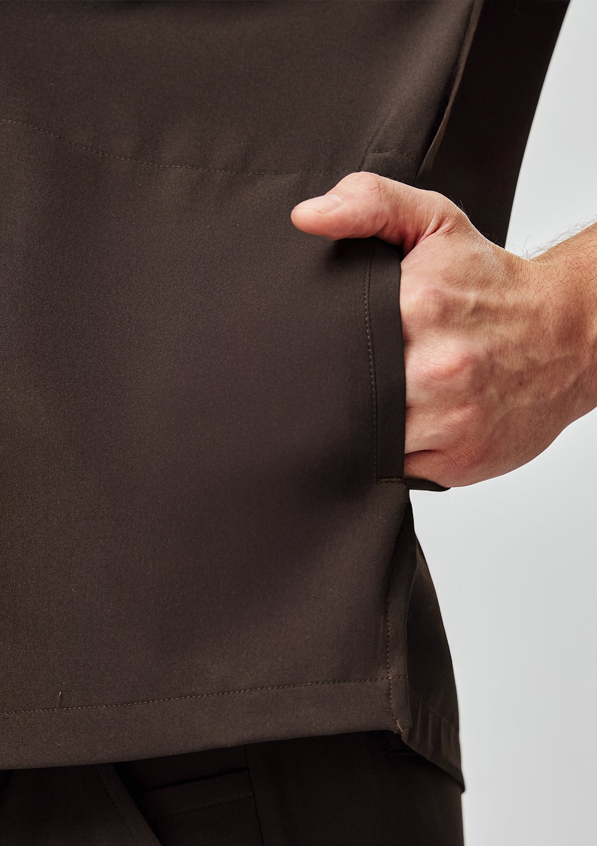 4-Pocket MoveTech® Scrub Top - Men / Espresso