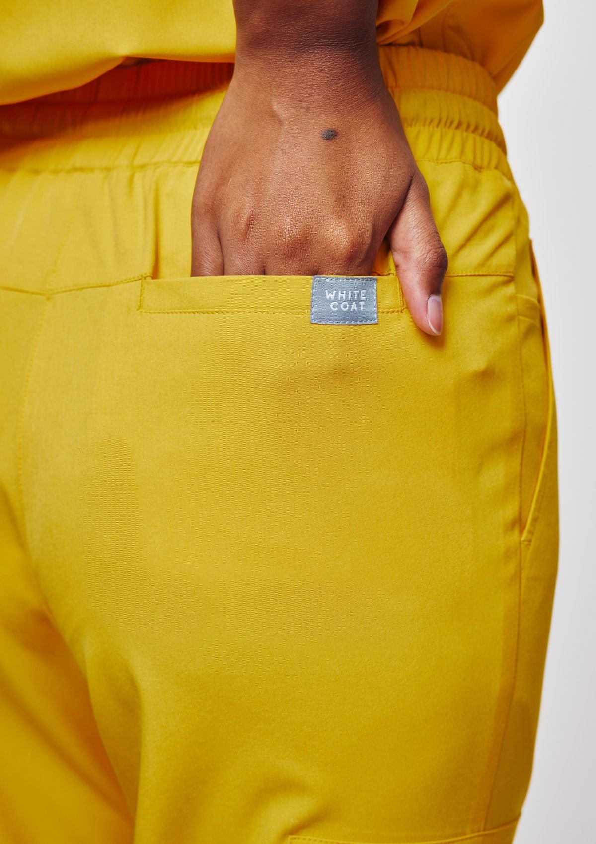 Tapered MoveTech® Scrub Pants - Women / Poppy