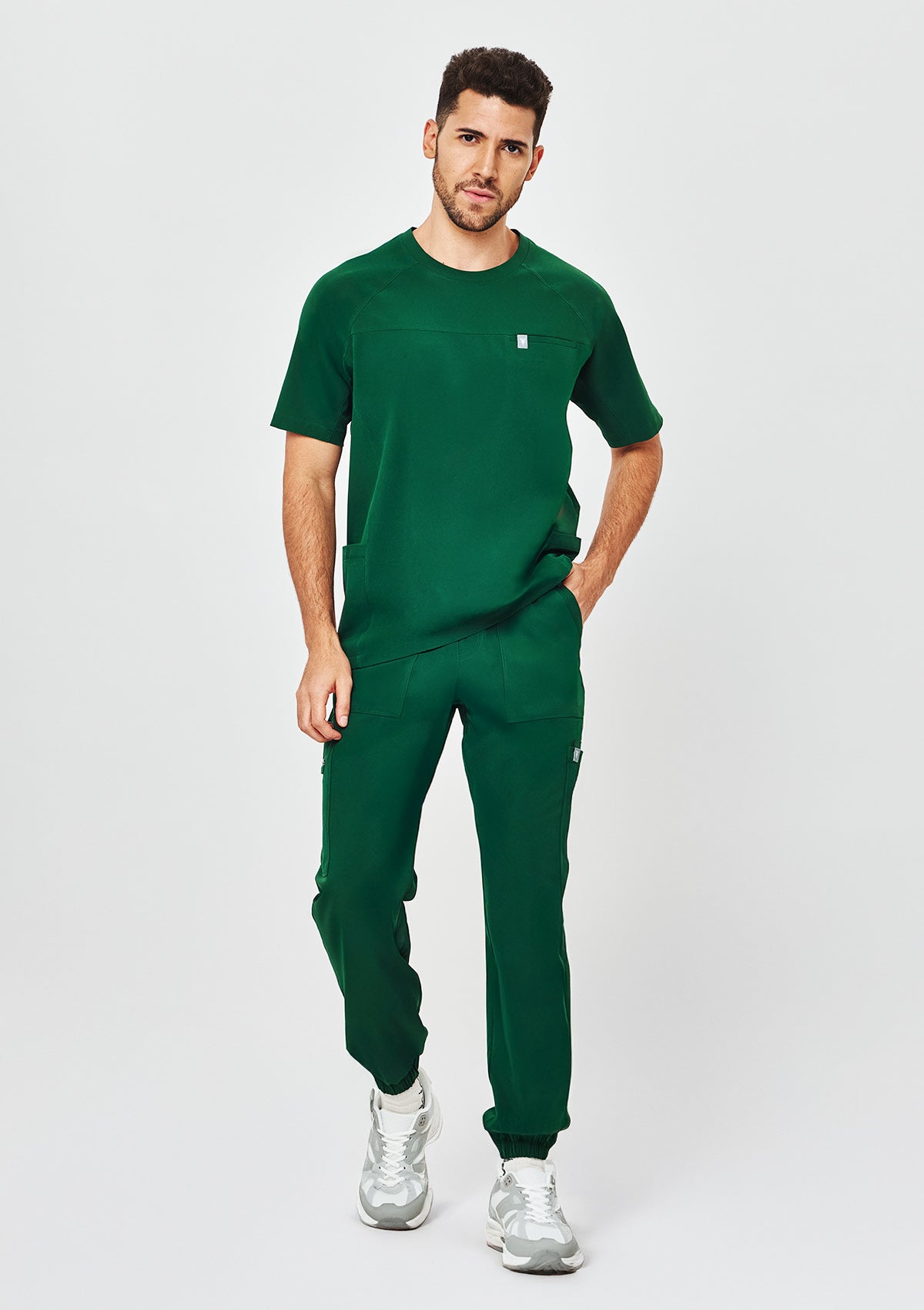 Round Neck MoveTech® Scrub Top Core+ - Men / Evergreen