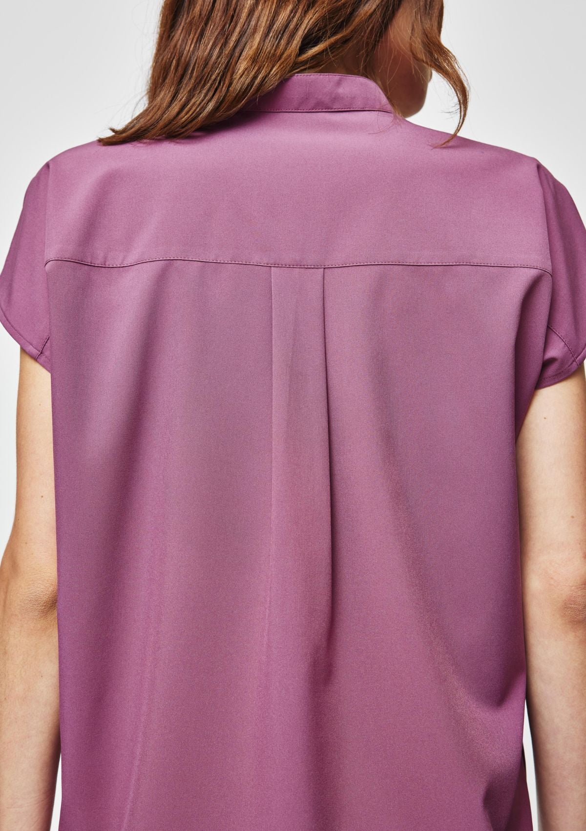 Mandarin MoveTech® Scrub Top - Women / Mauve