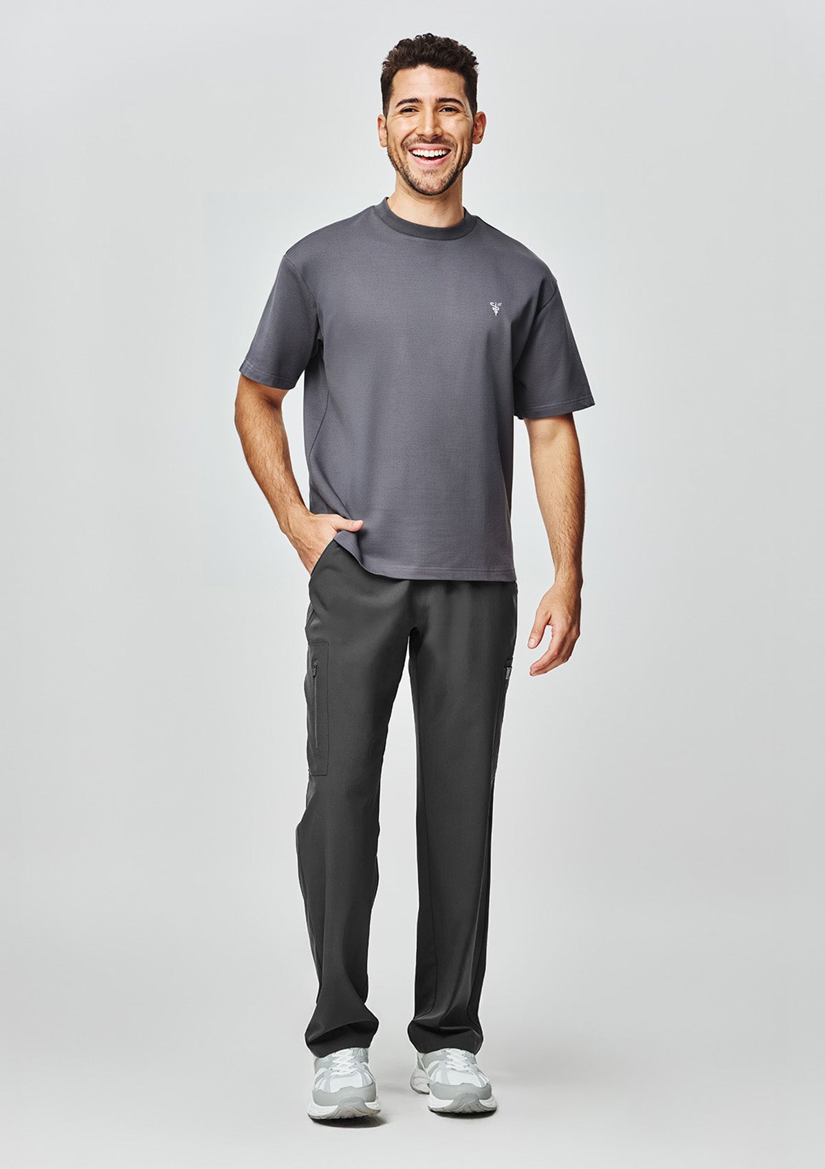 6.8M Tee - Men / Graphite