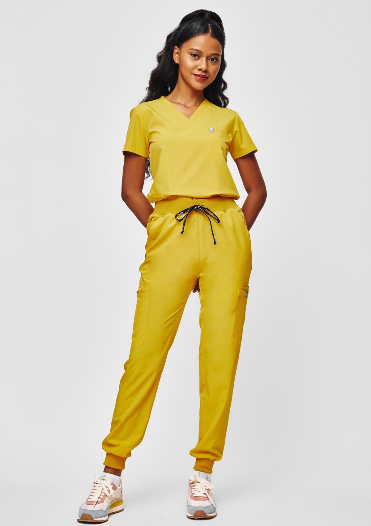 Jogger MoveTech® Scrub Pants - Women / Poppy