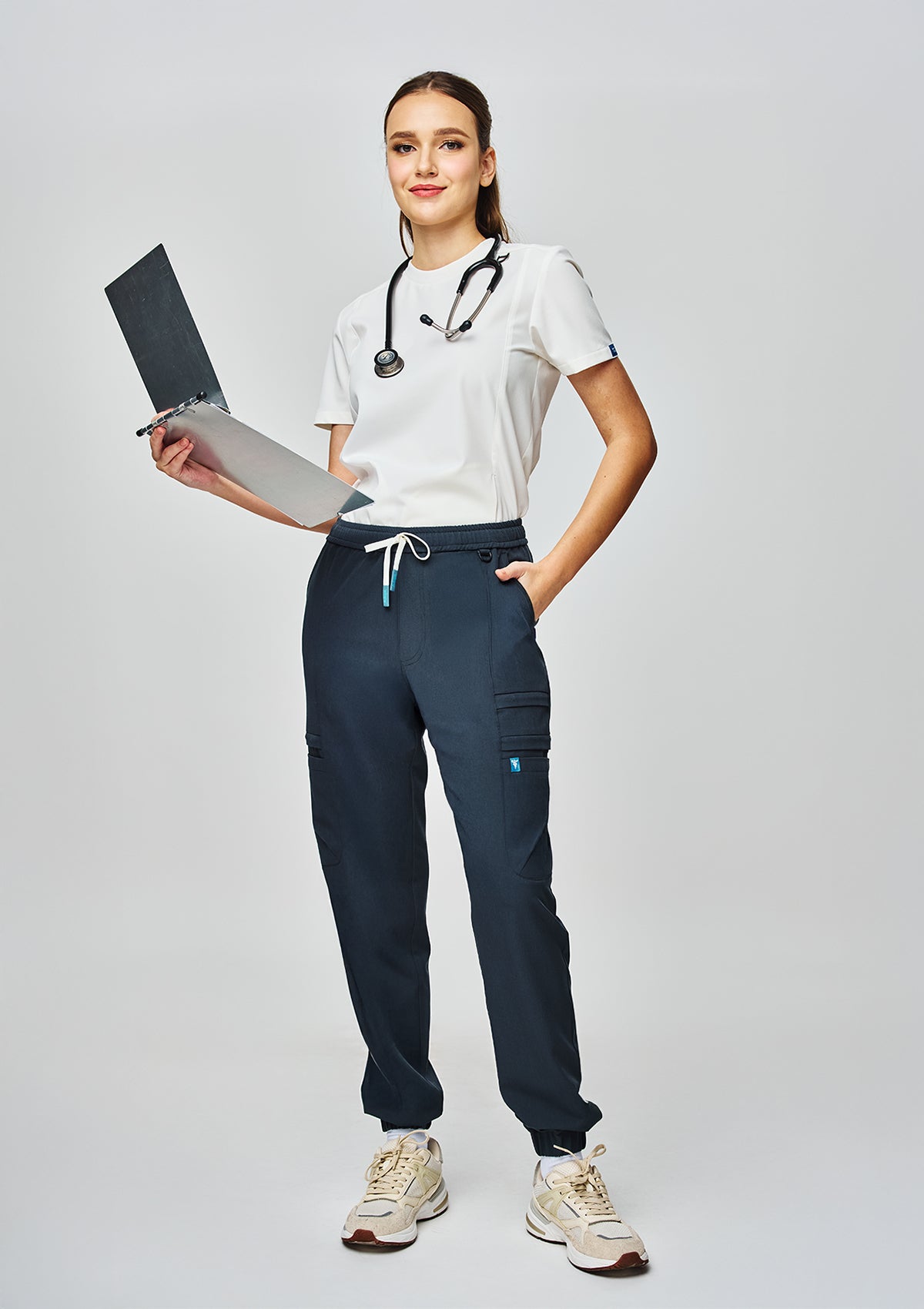 Jogger Utility Scrub Pants - Women / Midnight