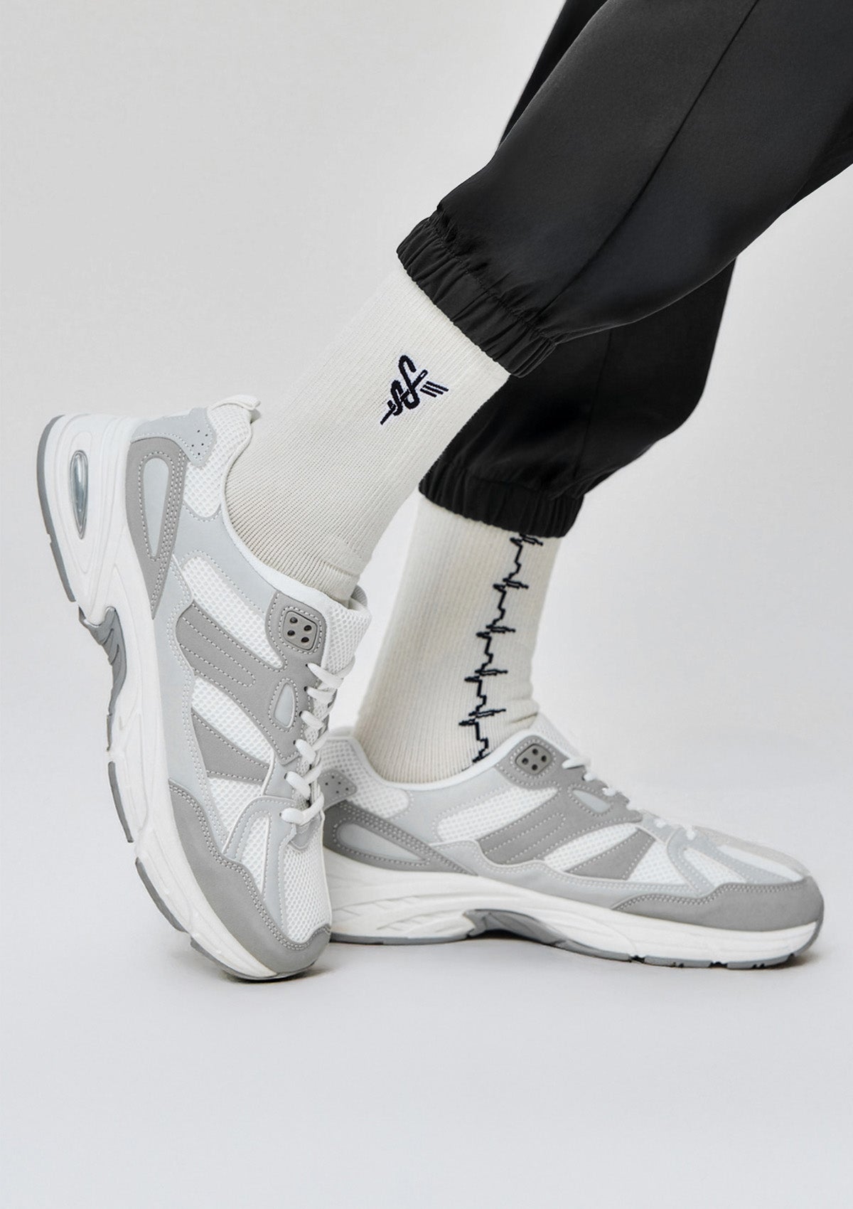 Core Compression Socks / We Save Lives