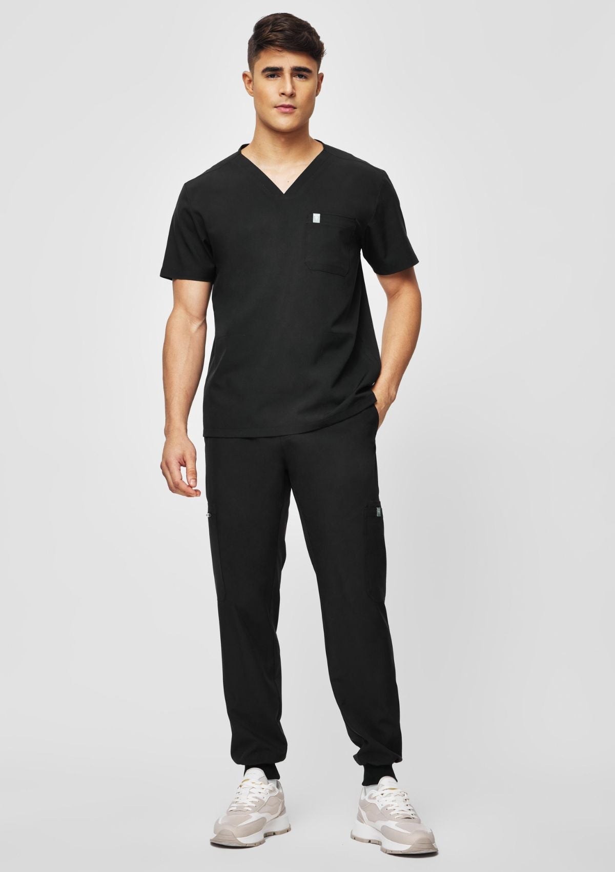4-Pocket MoveTech® Scrub Top 2.0 - New Logo Men / Ultra Black