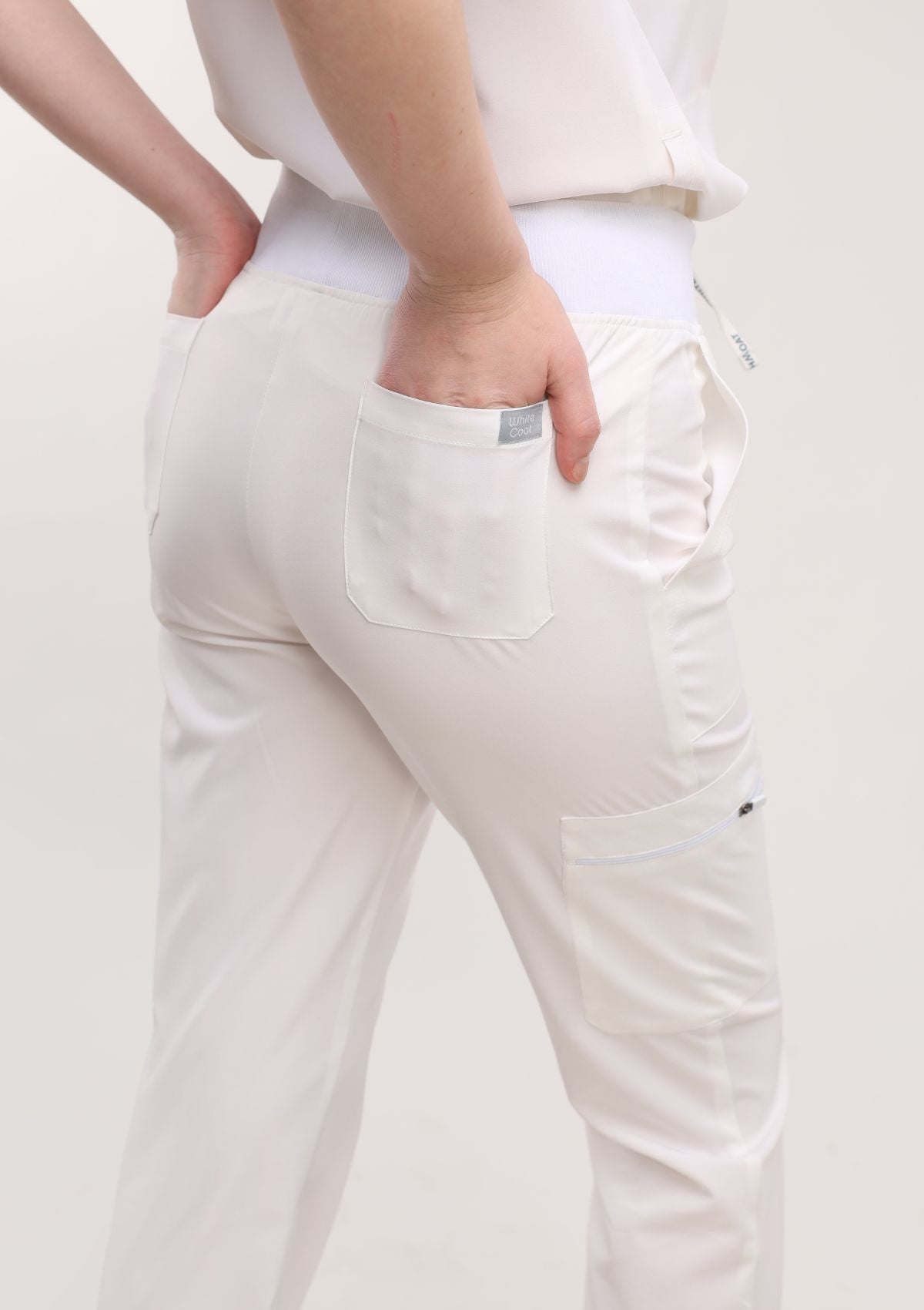 Jogger MoveTech® Scrub Pants 2.0 - Women / Latte