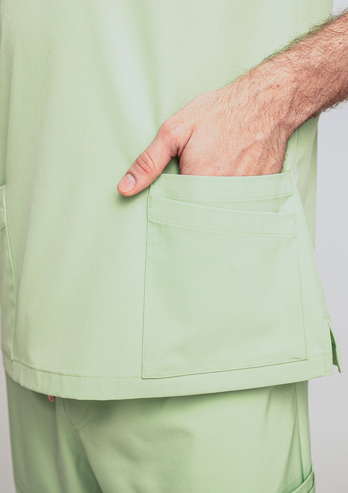 5-Pocket MoveTech® Scrub Top - Men / Lime