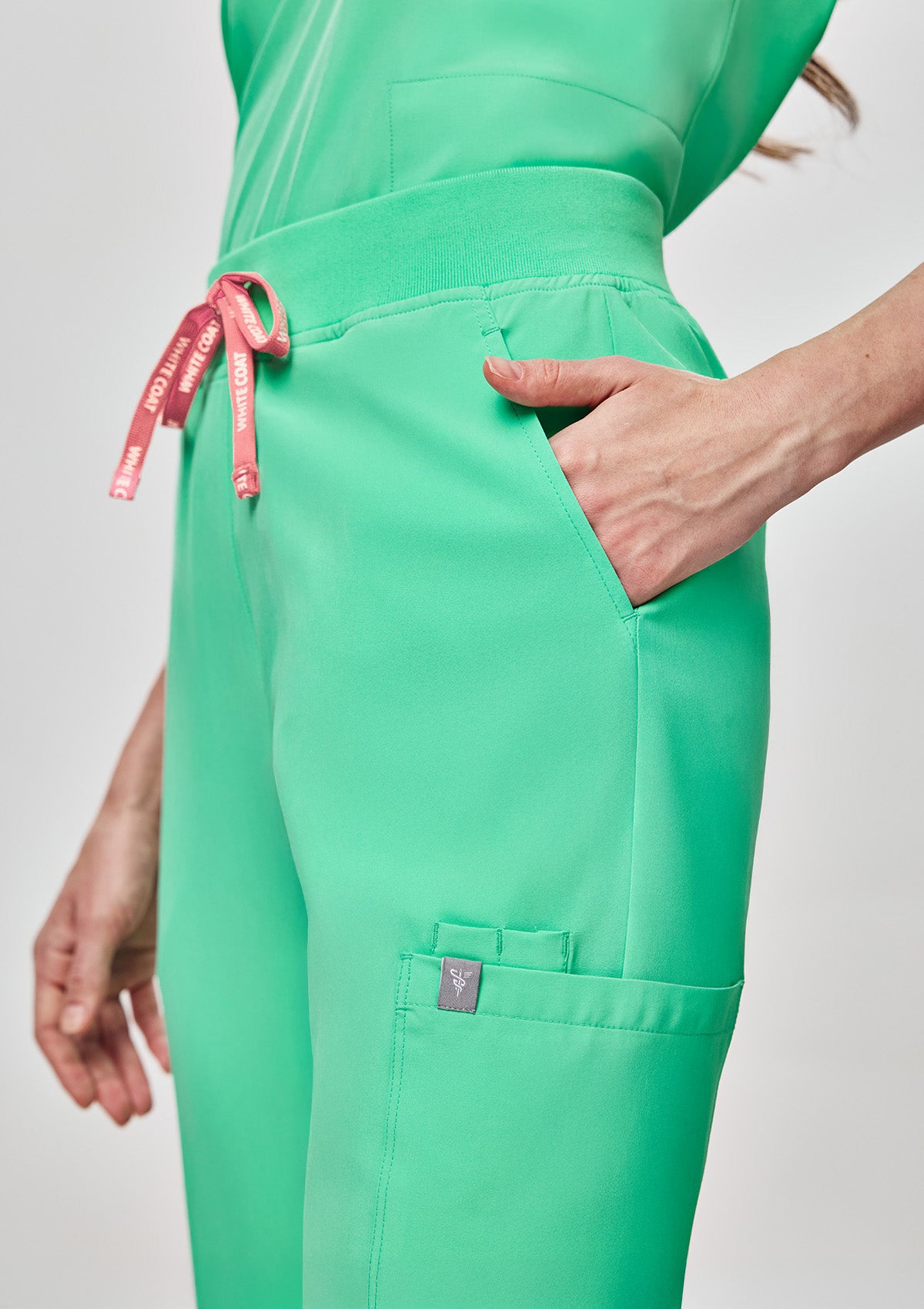 Ribbed Straight Cut MoveTech® Scrub Pants Core+ - Women / Cool Mint