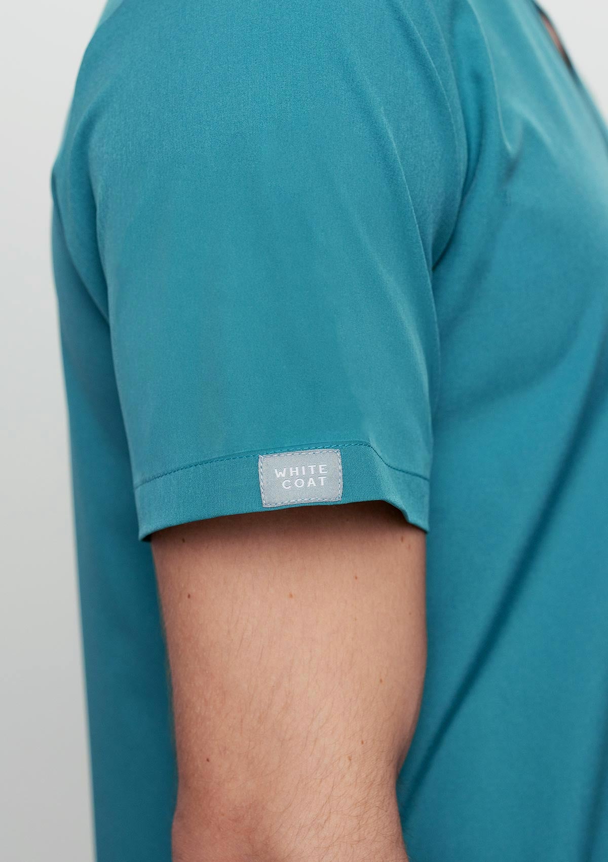 5-Pocket MoveTech® Scrub Top - Men / Seafoam