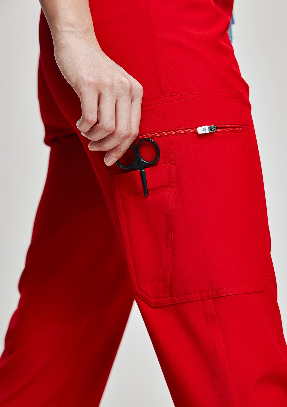 Tapered MoveTech® Scrub Pants - Women / Cherry Pop