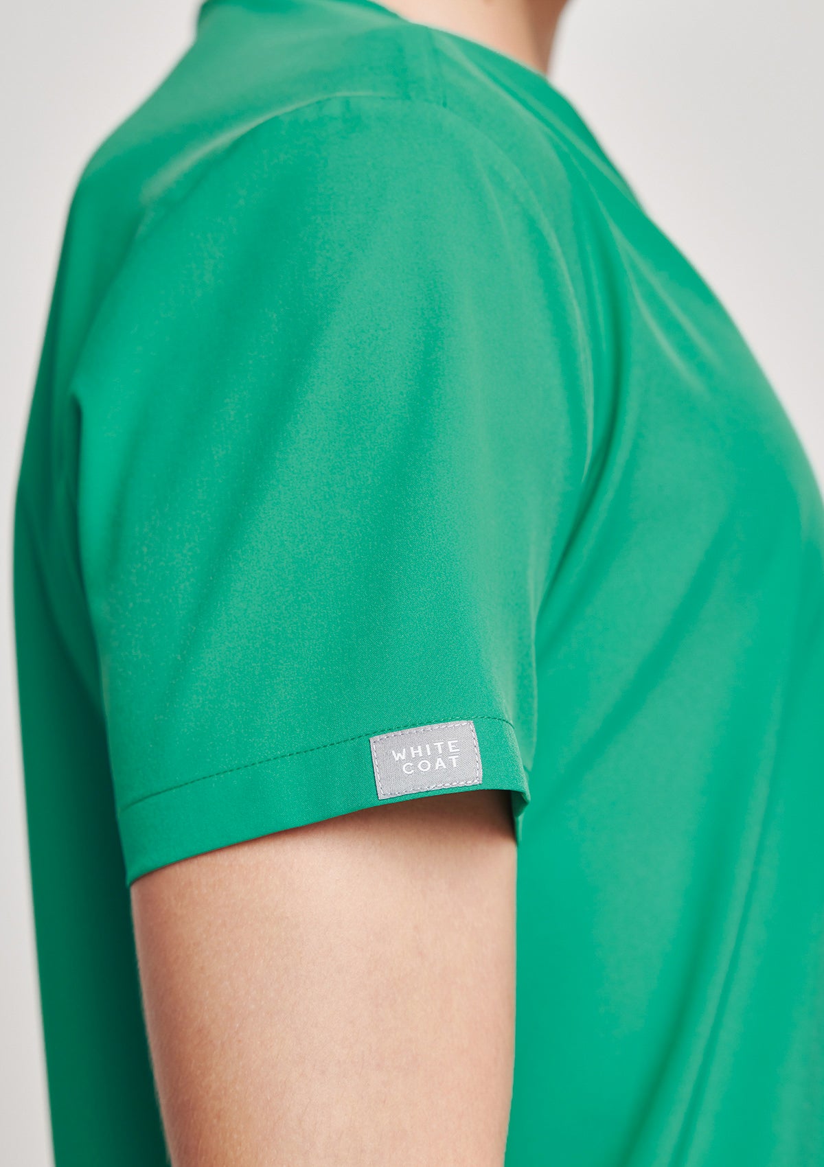 4-Pocket MoveTech® Scrub Top - Men / Cactus