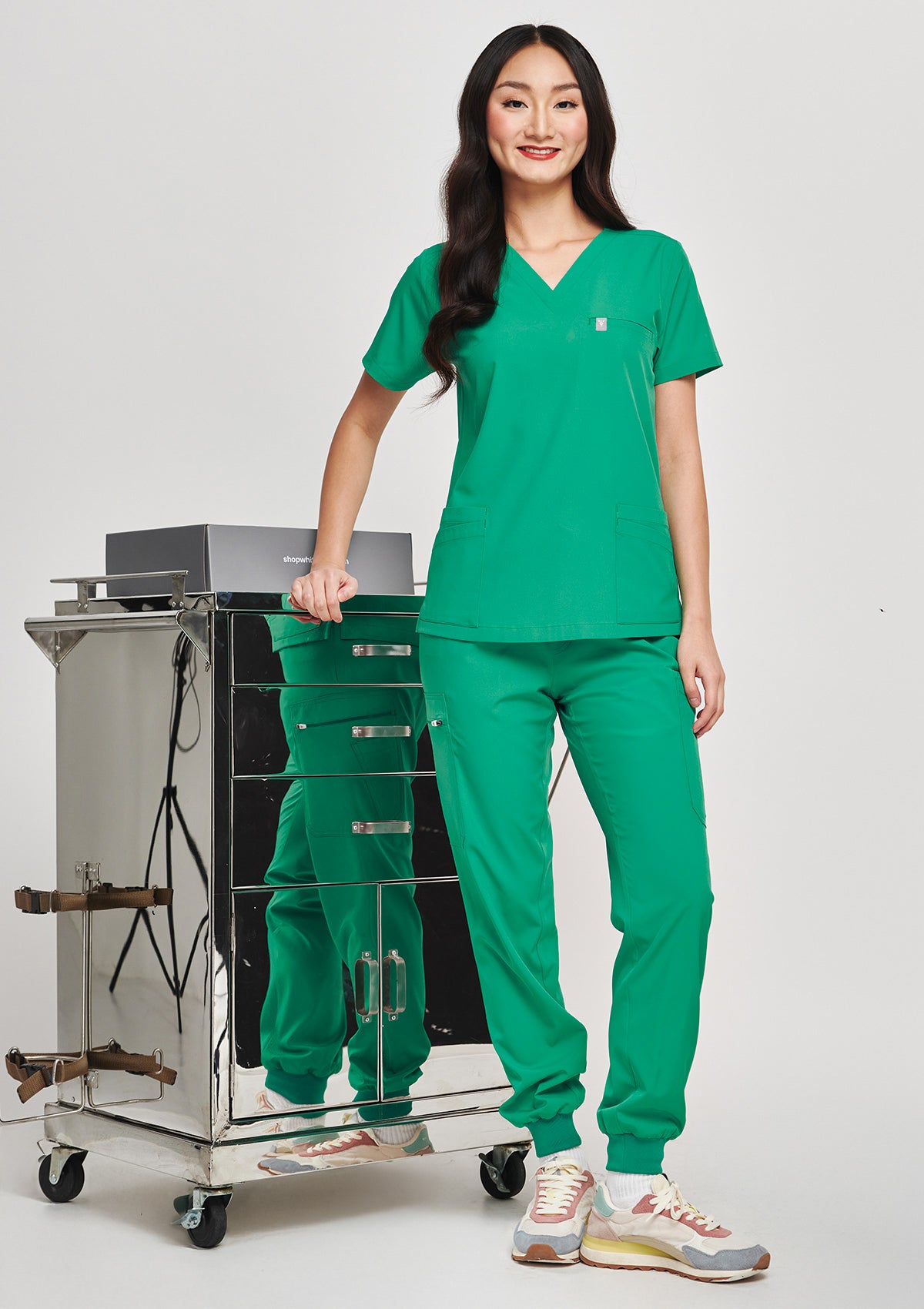 5-Pocket MoveTech® Scrub Top - Women / Cactus