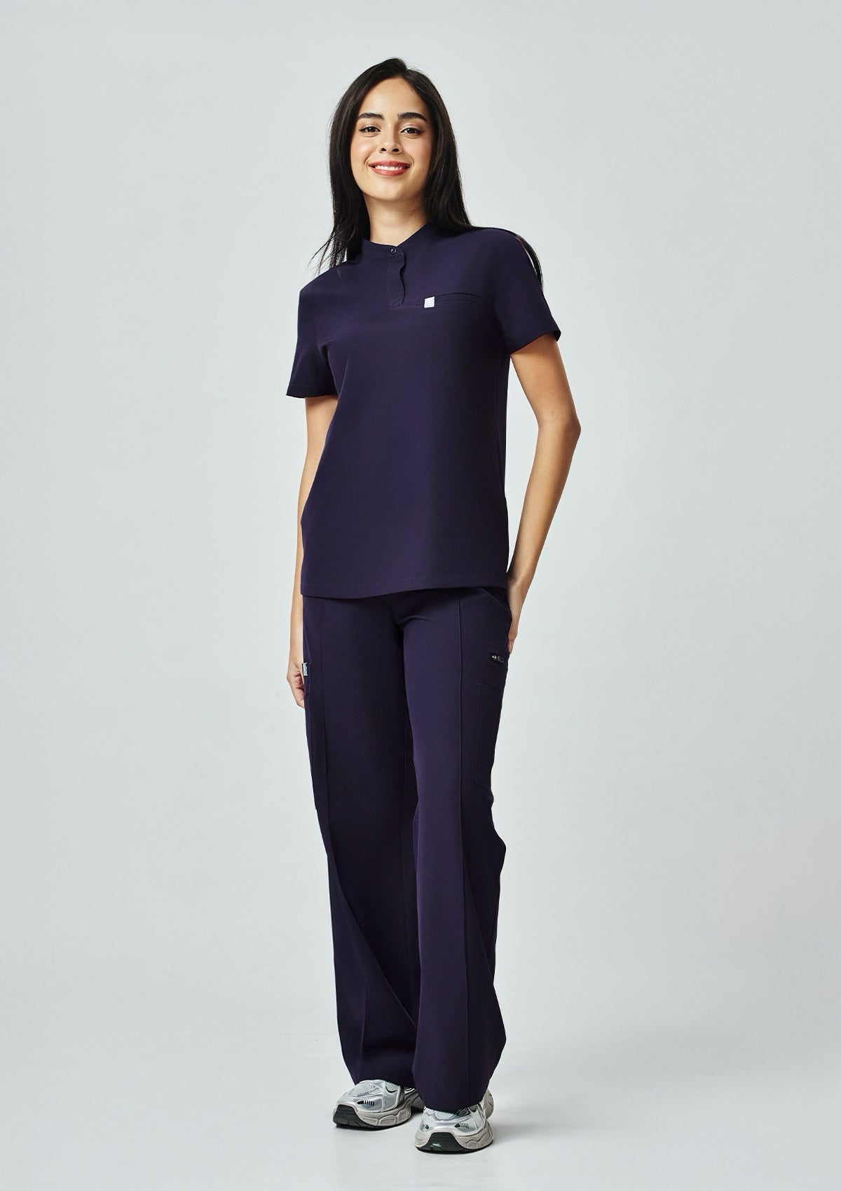Band Collar MoveTech® Scrub Top Core+ - Women / Midnight Purple