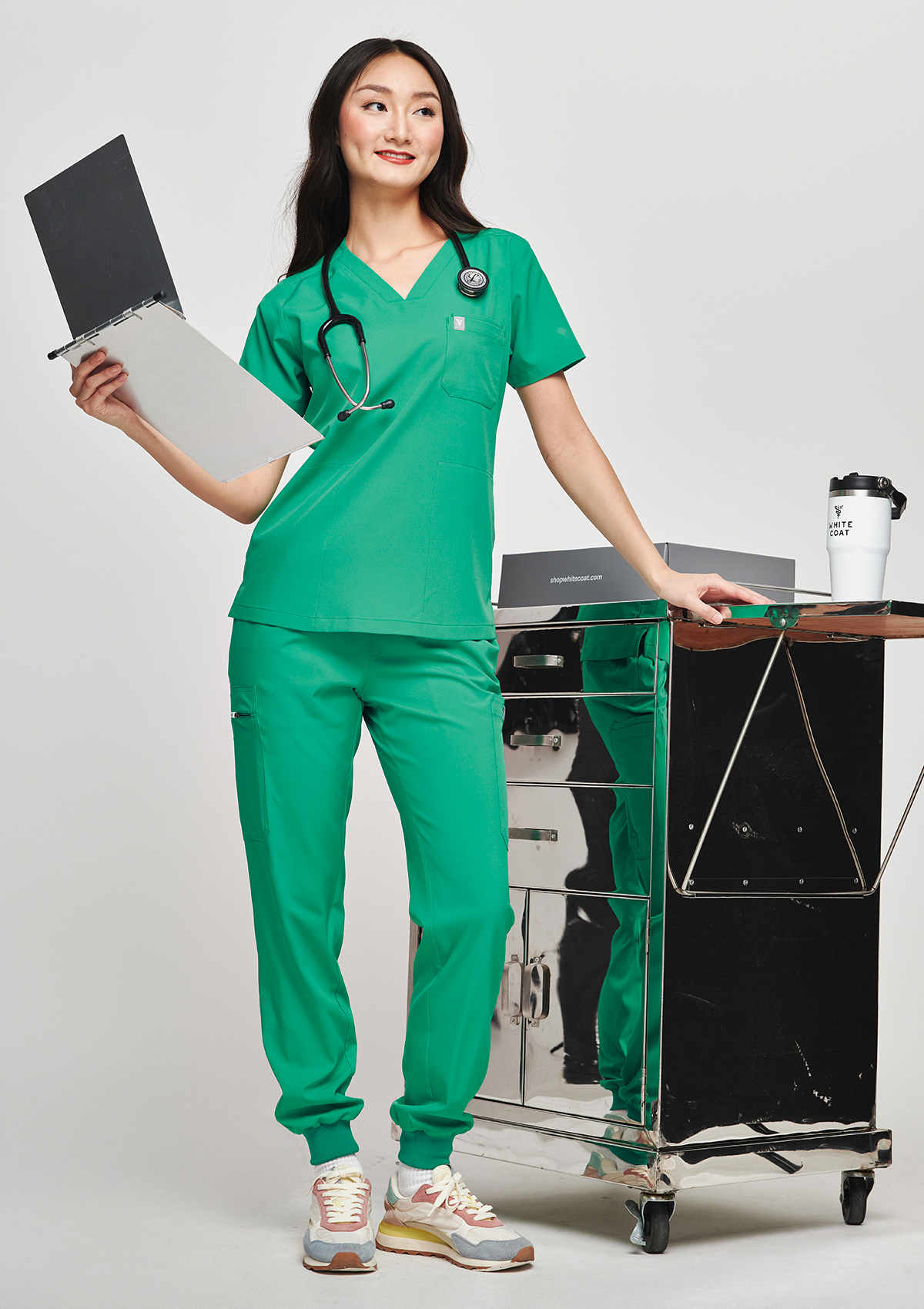 4-Pocket MoveTech® Scrub Top - Women / Cactus