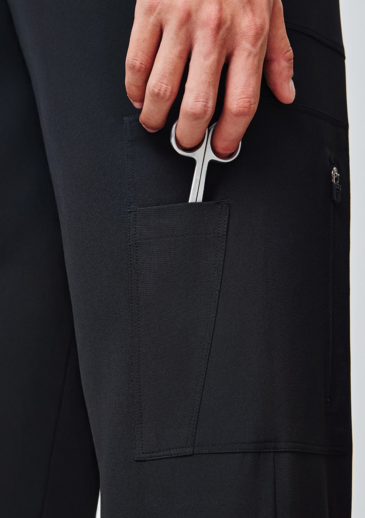 Regular Waistband Jogger MoveTech® Scrub Pants Core+ - Men / So Black