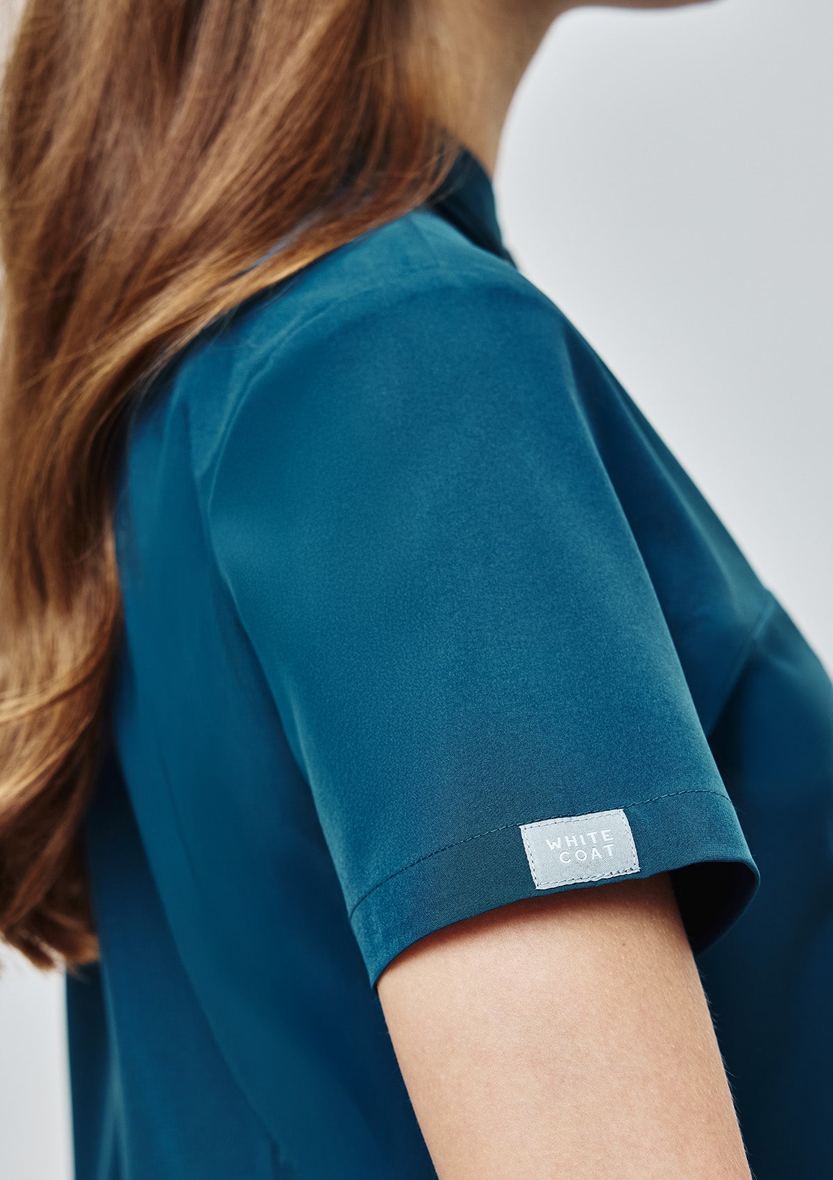 Band Collar MoveTech® Scrub Top Core+ - Women / Pacific Tide