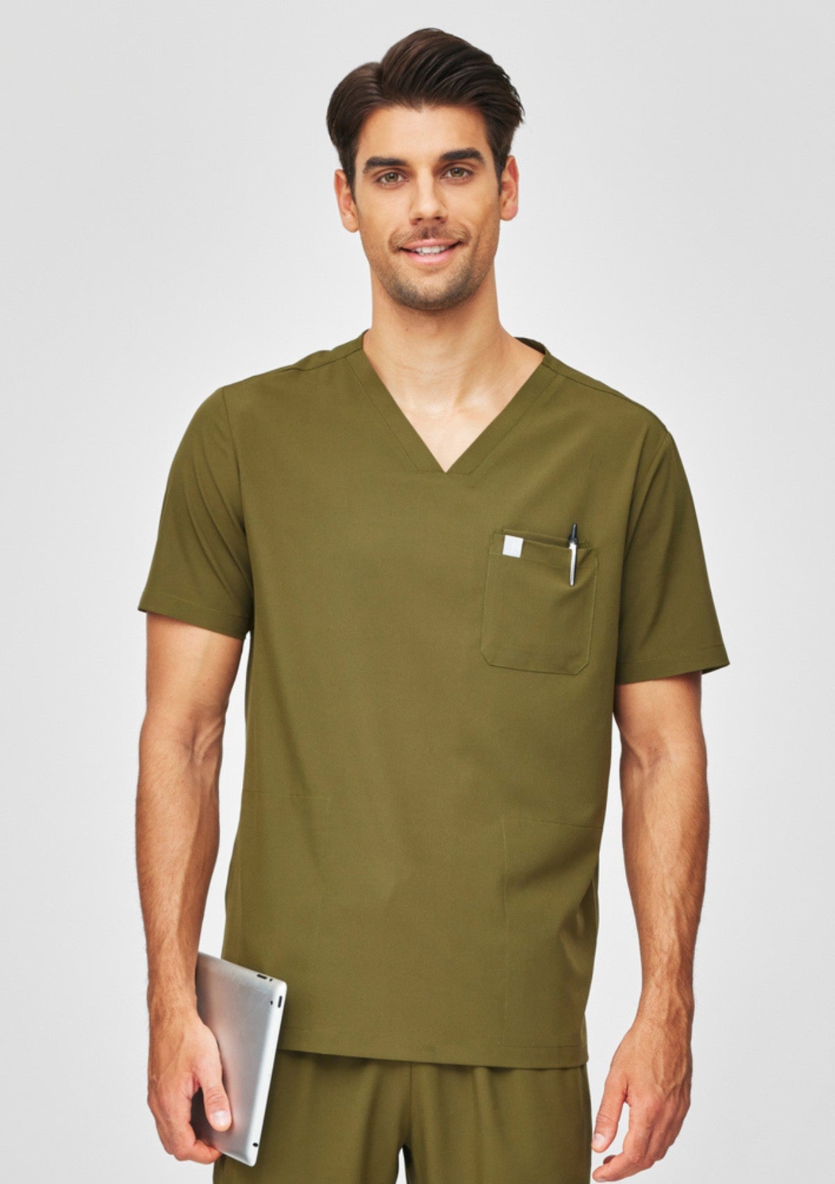 MoveTech® SCRUB SET SALE: 4-Pocket Top + Jogger Pants 2.0 - Men / Forest Green