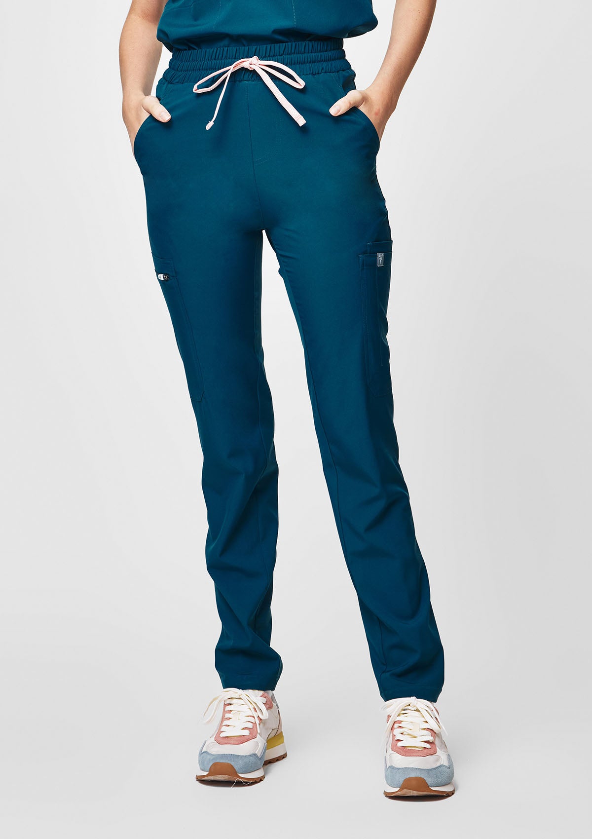 Tapered MoveTech® Scrub Pants - Women / Pacific Tide
