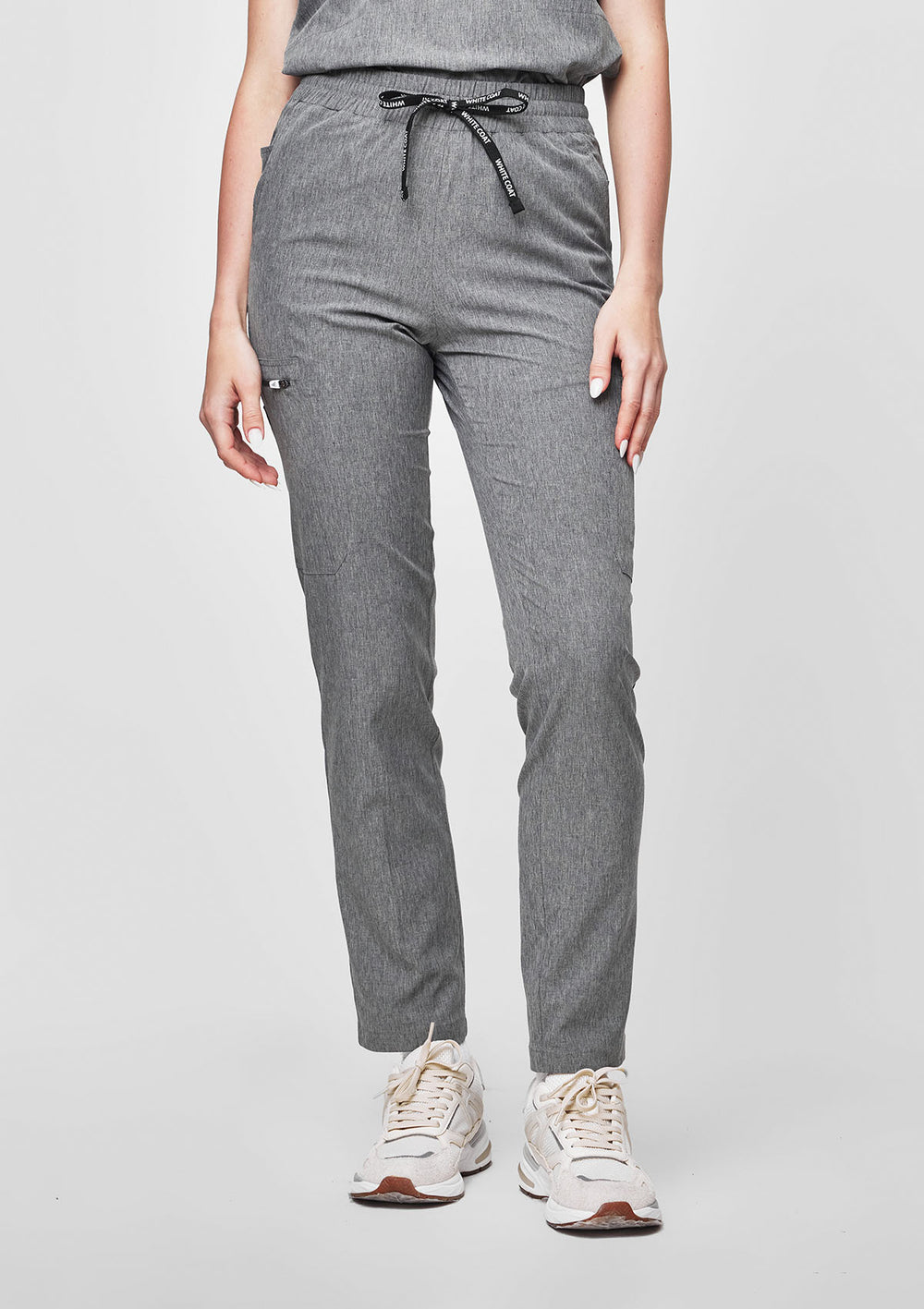 Tapered MoveTech® Matrix Scrub Pants - Women / Carbon
