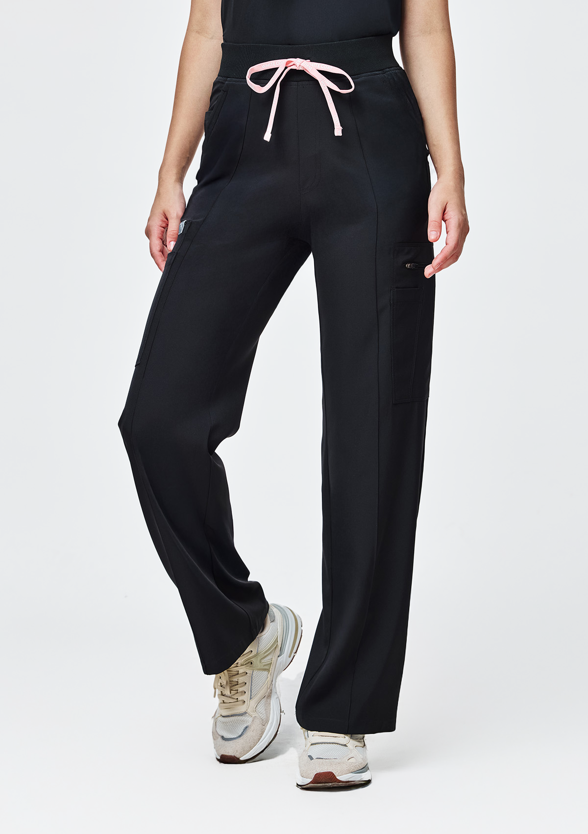 Wide Leg MoveTech® Scrub Pants Core+ - Women / So Black