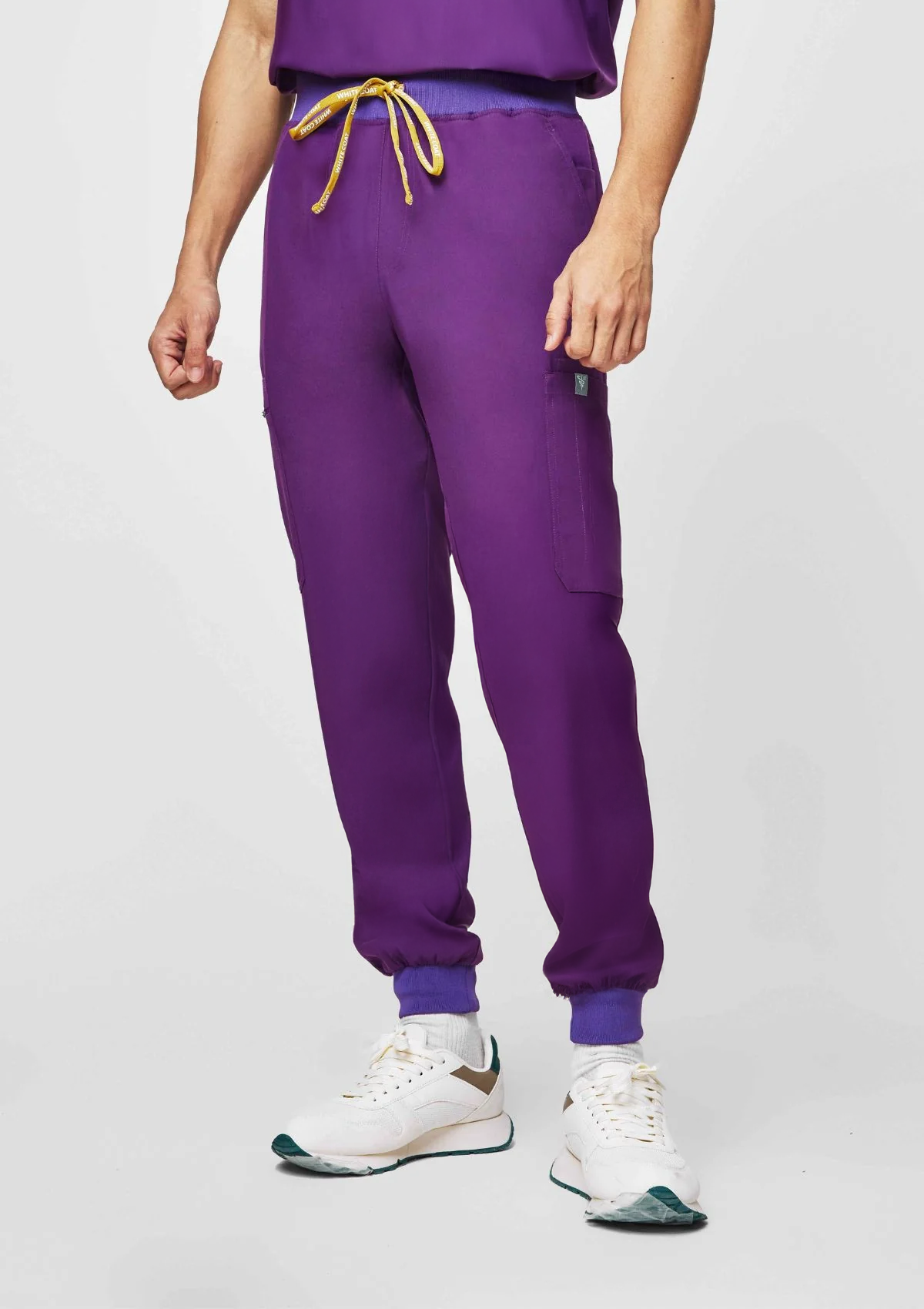 Jogger MoveTech® Scrub Pants - Men / Plum
